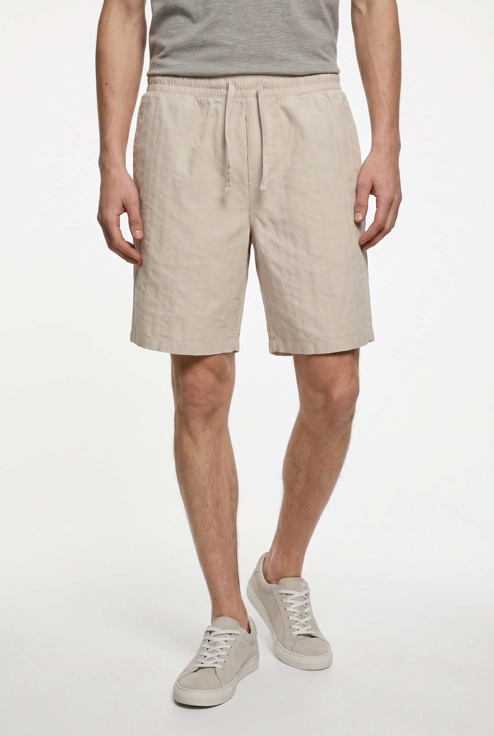 Jack & Jones Jogginghose JPSTJAIDEN RIVIERA TEXTURE SHORT REG mit elastischem Bund