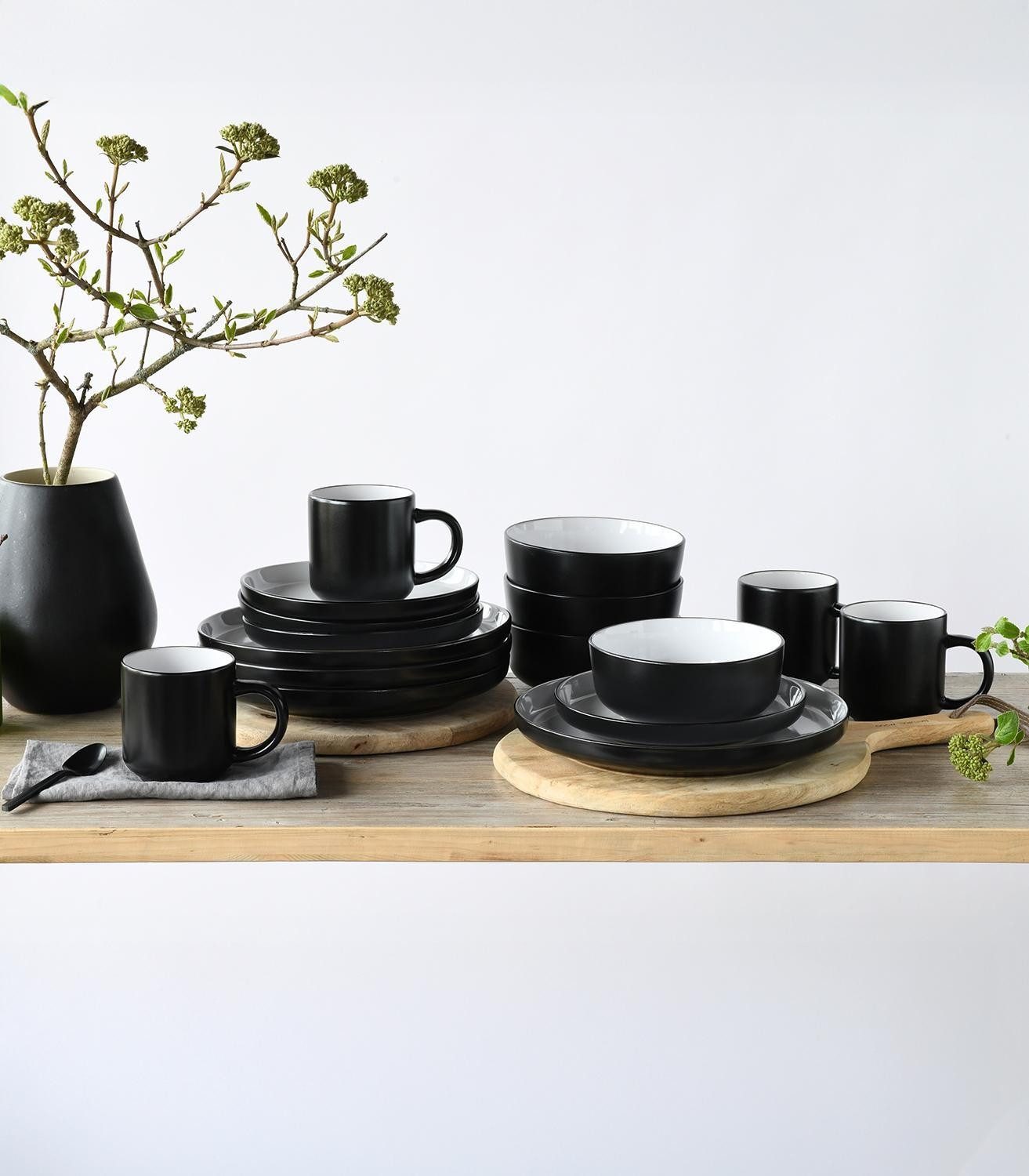 CreaTable Kombiservice NORDIC COOL BLACK, Schwarz, Weiß, (16-tlg), 4 Personen, Steinzeug, spülmaschinen- und mikrowellengeeignet