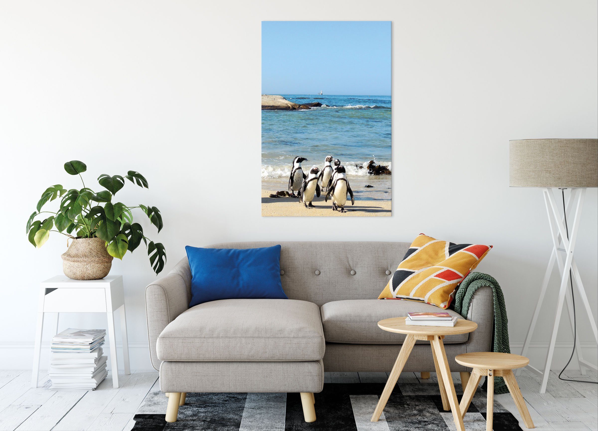 Pixxprint Leinwandbild Pinguine am Strand, Pinguine am Strand (1 St), Leinwandbild fertig bespannt, inkl. Zackenaufhänger