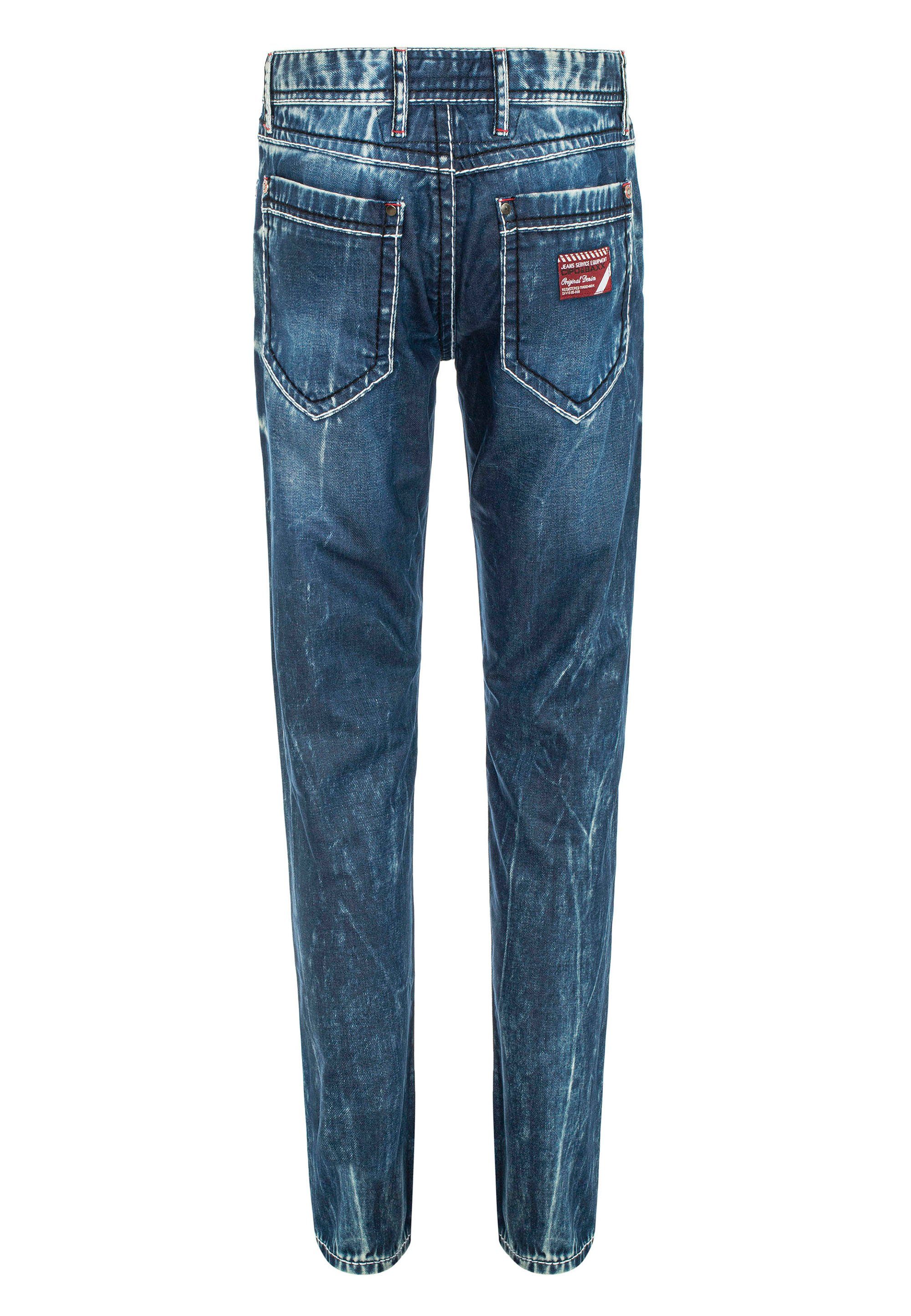 extravaganter Straight-Jeans Baxx & Cipo mit Waschung