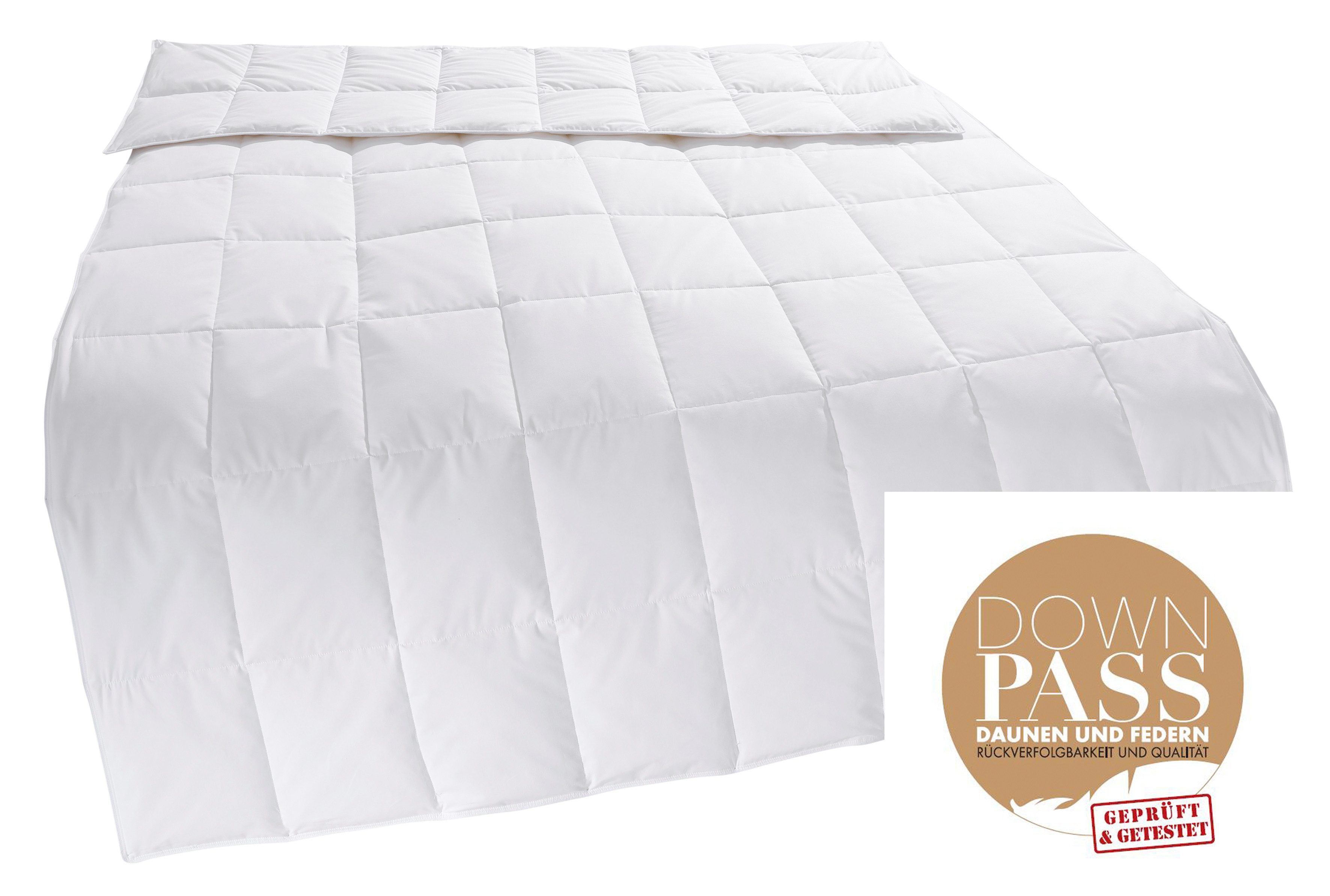 my home Daunenbettdecke Nobyn, Bettdecke 135x200 cm und 155x220 cm, Füllung: 60% Daunen und 40% Federn, Bezug: 100% Baumwolle, Bettdecken, Sommer, Winter, Allergiker geeignet (Hausstauballergiker). Reduzierter Preis € 56,00. Unverbindliche Preisempfehlung € 89,90