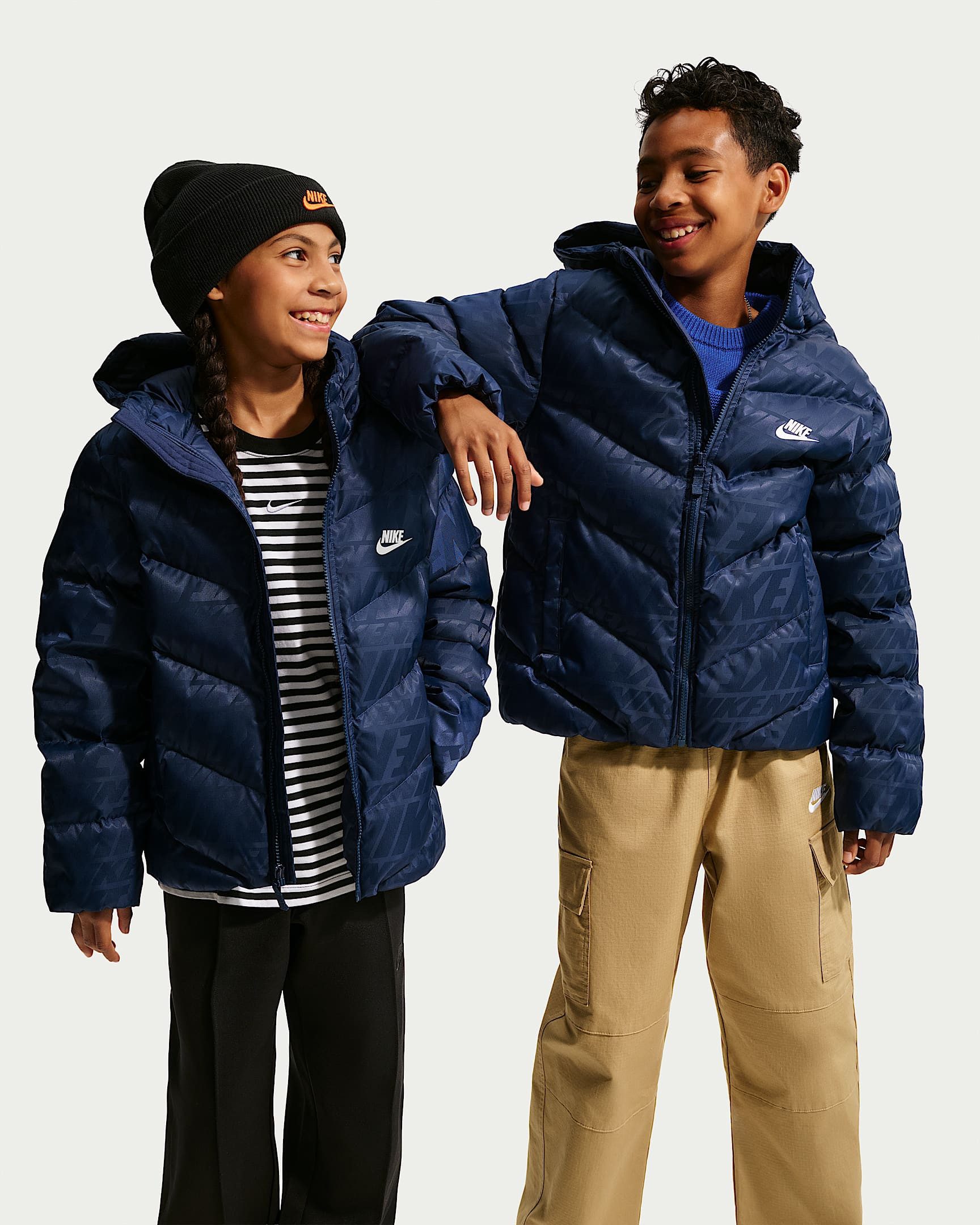 Nike Sportswear Outdoorjacke Nike Sportswear Big Kids' Therma-FIT Loose Puffer Jacket mit sportlichem Look