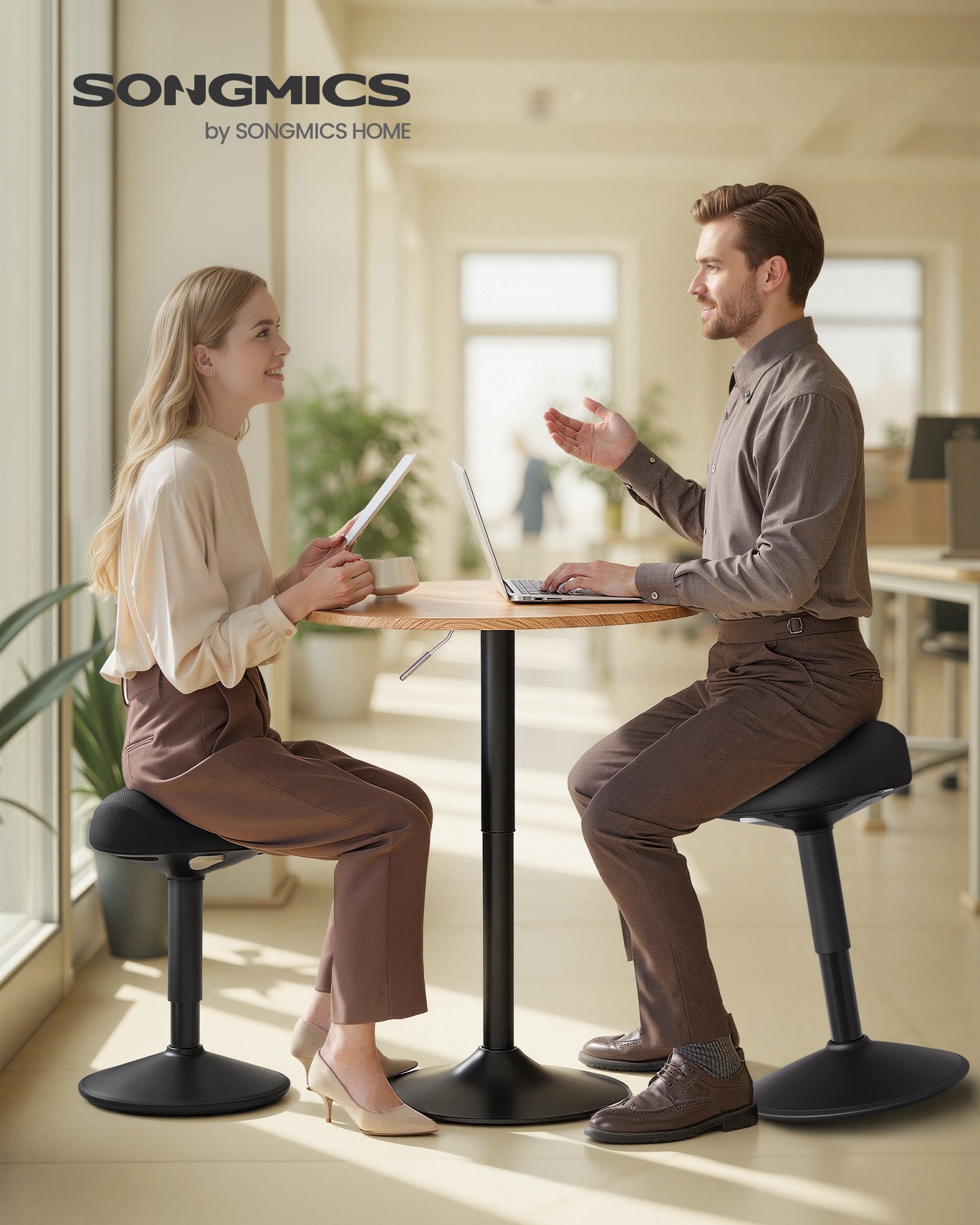 SONGMICS Arbeitshocker, Stehhocker um 360° neigbar, Schreibtischstuhl, Anti-Rutsch