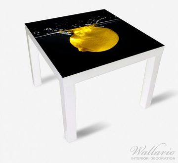 Wallario Möbelfolie Zitrone im Wasser - Frisches Obst für die Küche