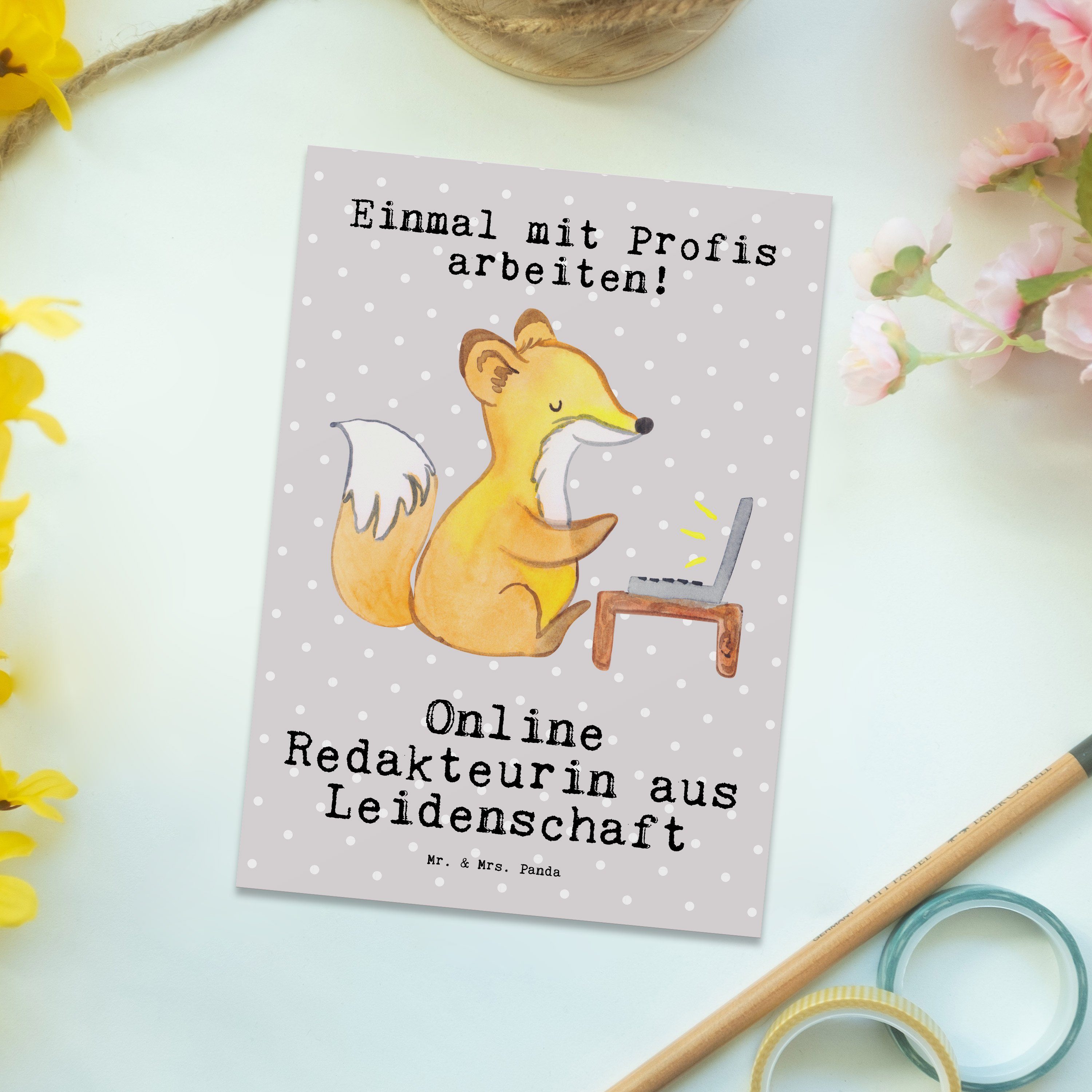 Mr. & Mrs. Panda Postkarte Online Redakteurin aus Leidenschaft - Grau Pastell - Geschenk, Gesche | Grußkarten