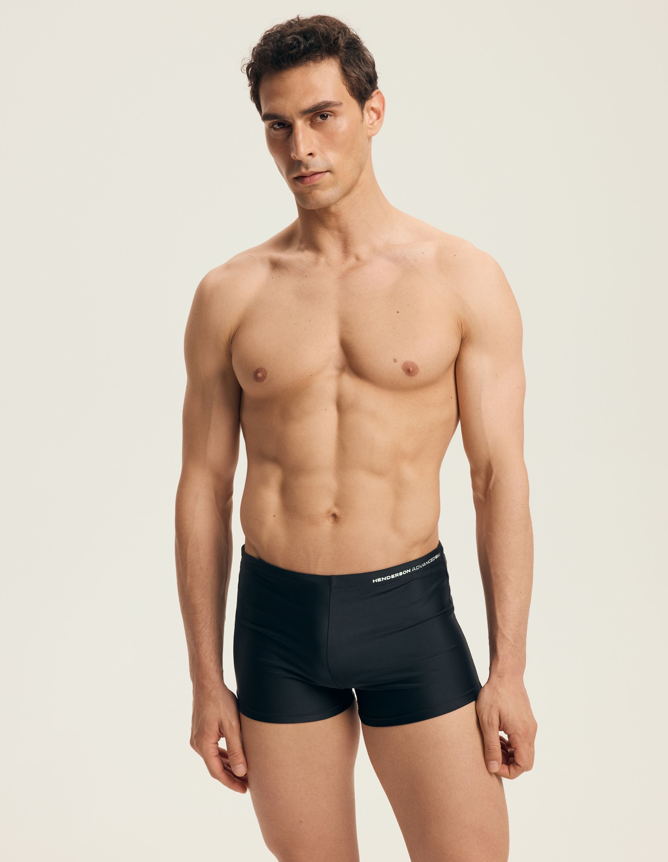 Henderson Boxer-Badehose Sportliche Badehose aus elastischem Polyamid Mix mit Innenslip Kors (1-St)