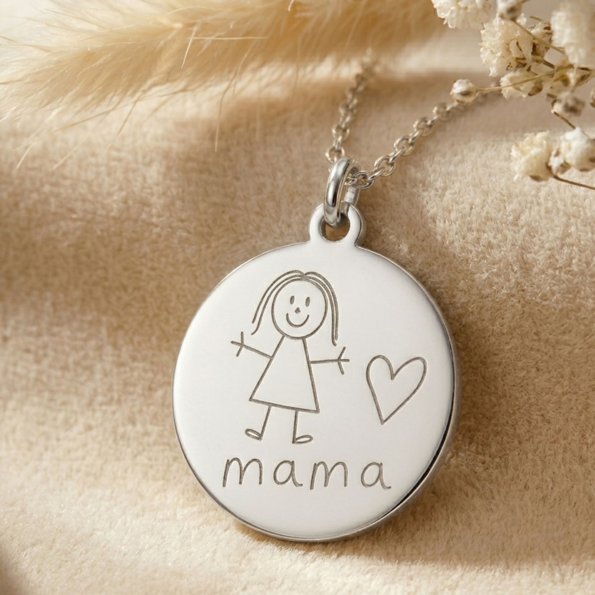 BS Schmuckdesign Kette mit Anhänger mit Gravur Kette mit Kinderzeichnung Gravur Geschenk für Mama persönliche Kette (inkl. Gravur), personalisiert inkl. Geschenkbox
