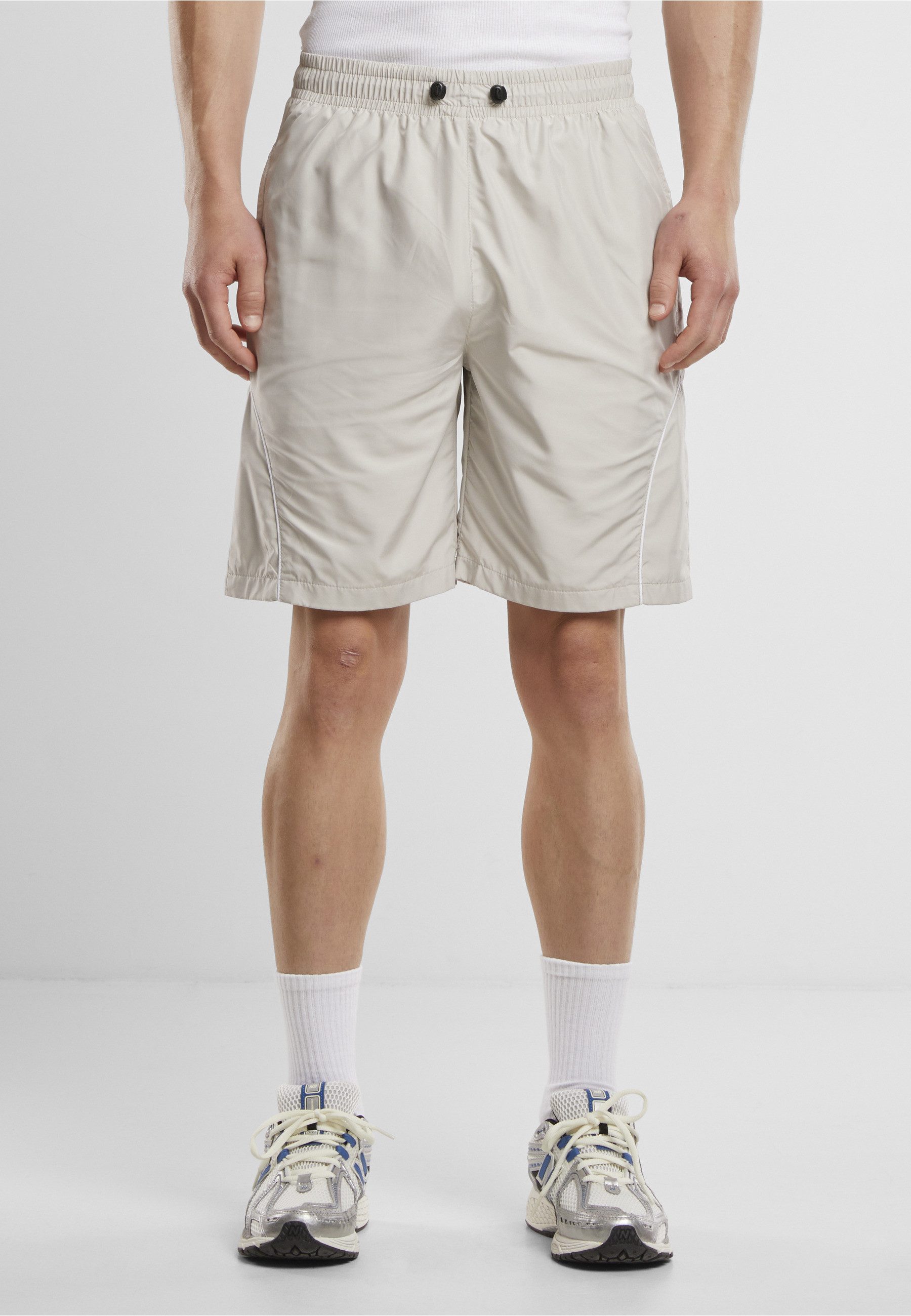 URBAN CLASSICS Shorts Urban Classics Piped Panel Trackshorts (1-tlg)