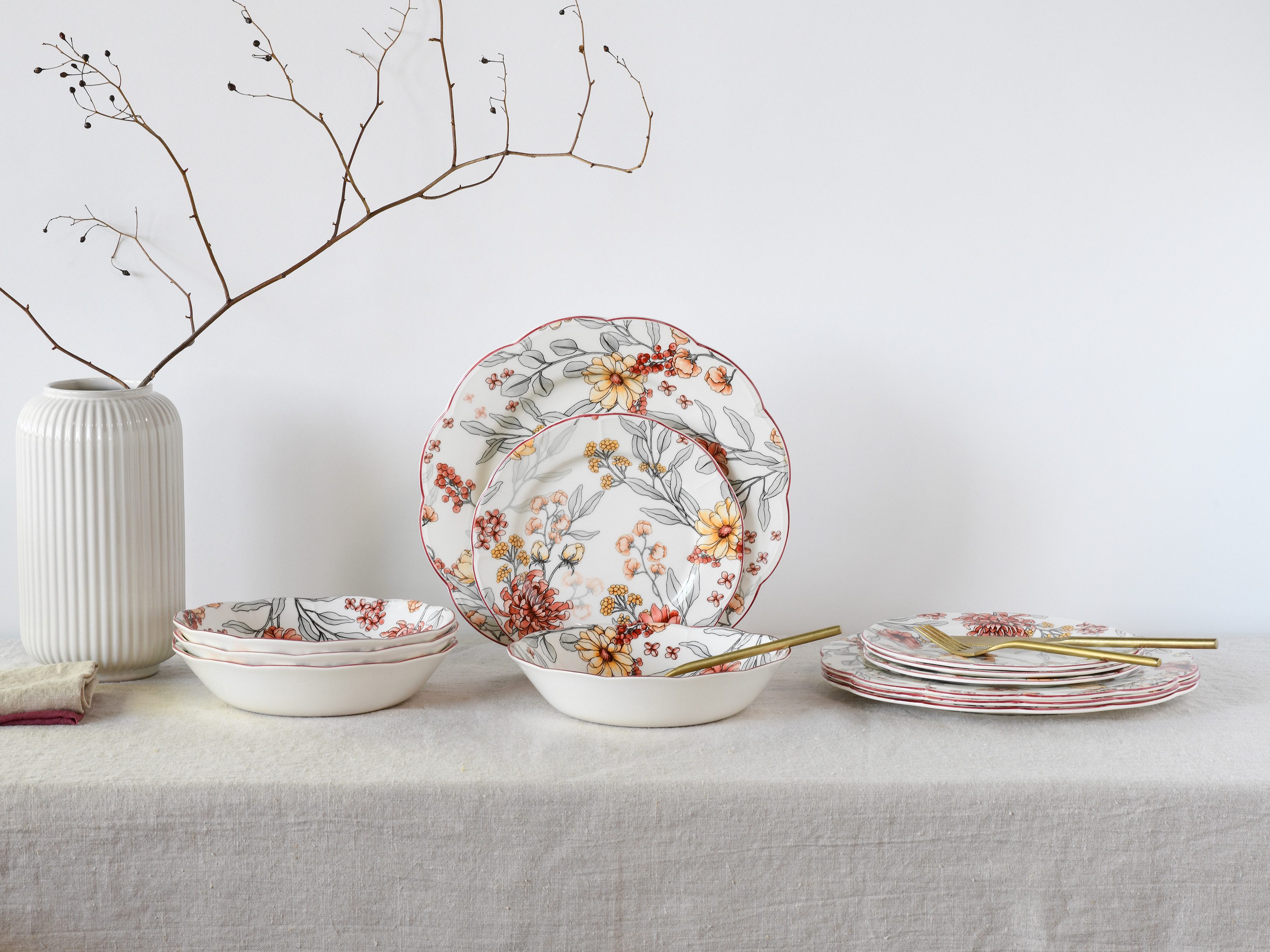 CreaTable Teller-Set Fiore, Tellerset 12-tlg (12-tlg), 4 Personen, Steingut, Blütendekor, Blätterdekor