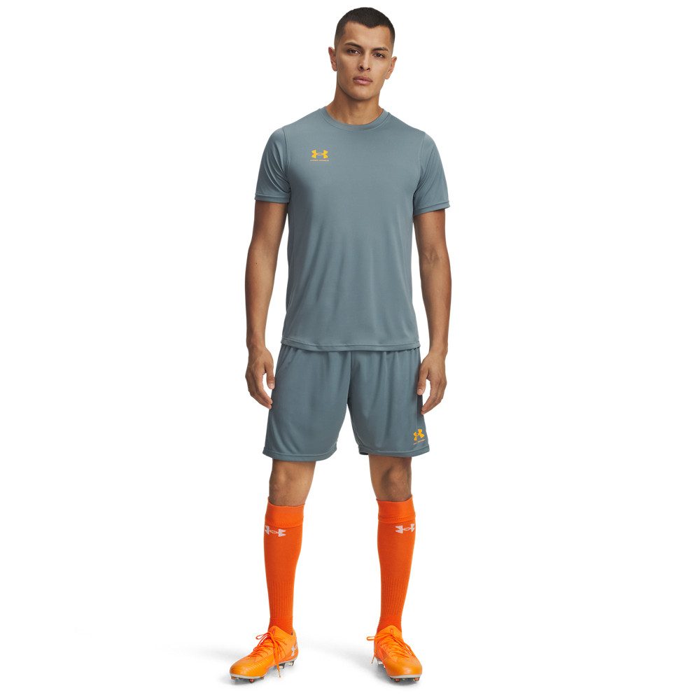 Under Armour® Trainingsshirt UA M'S CH. TRAIN SS mit Rundhalsausschnitt, sportlicher Stil, schnell trocknend