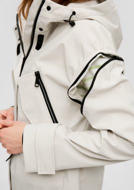 s.Oliver Funktionsjacke Outdoor-Jacke mit abnehmbaren Ärmeln Kontrast-Details, Tunnelzug an der Taille