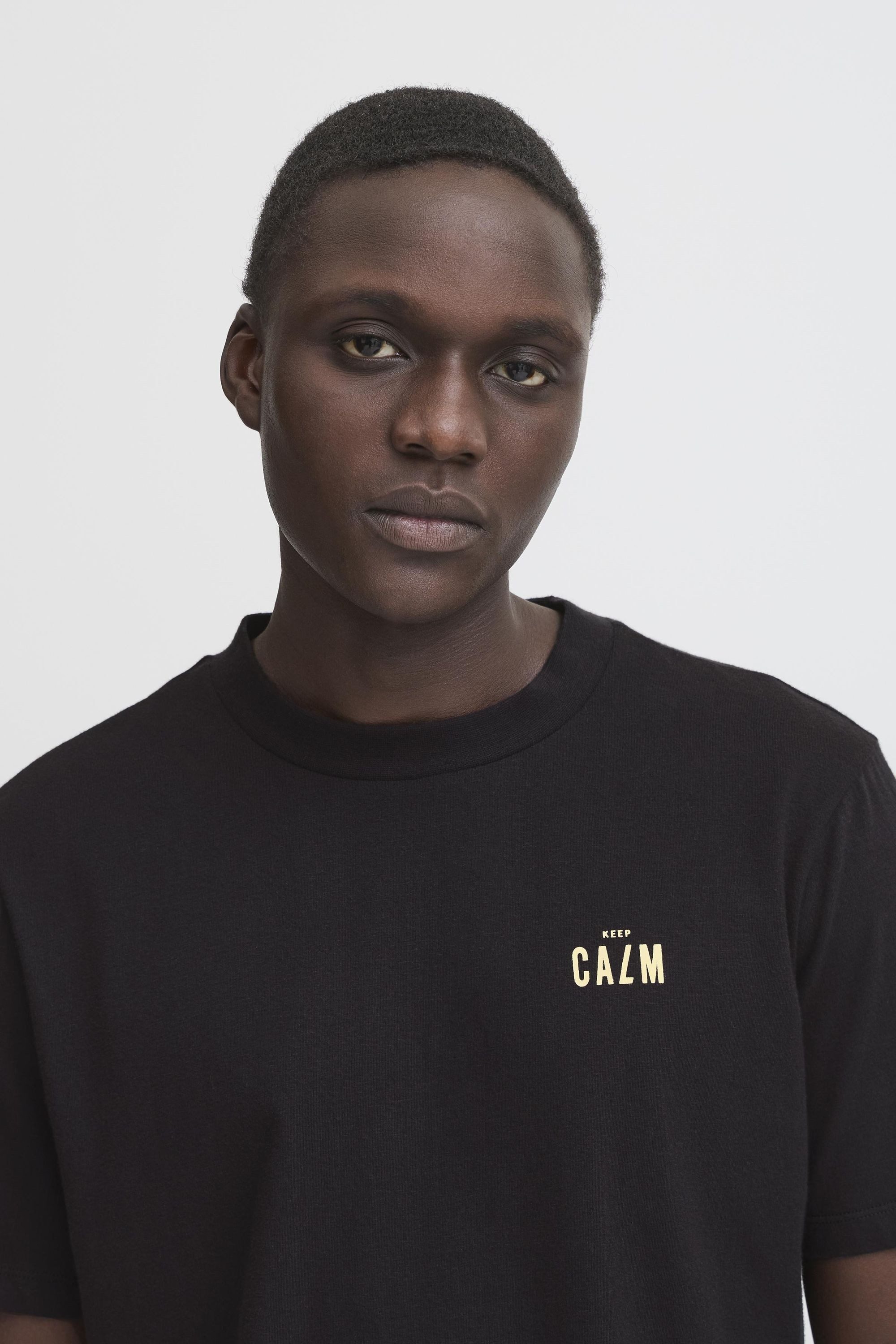 Blend Rundhalsshirt BHJoel Lässiges T-Shirt mit Backprint