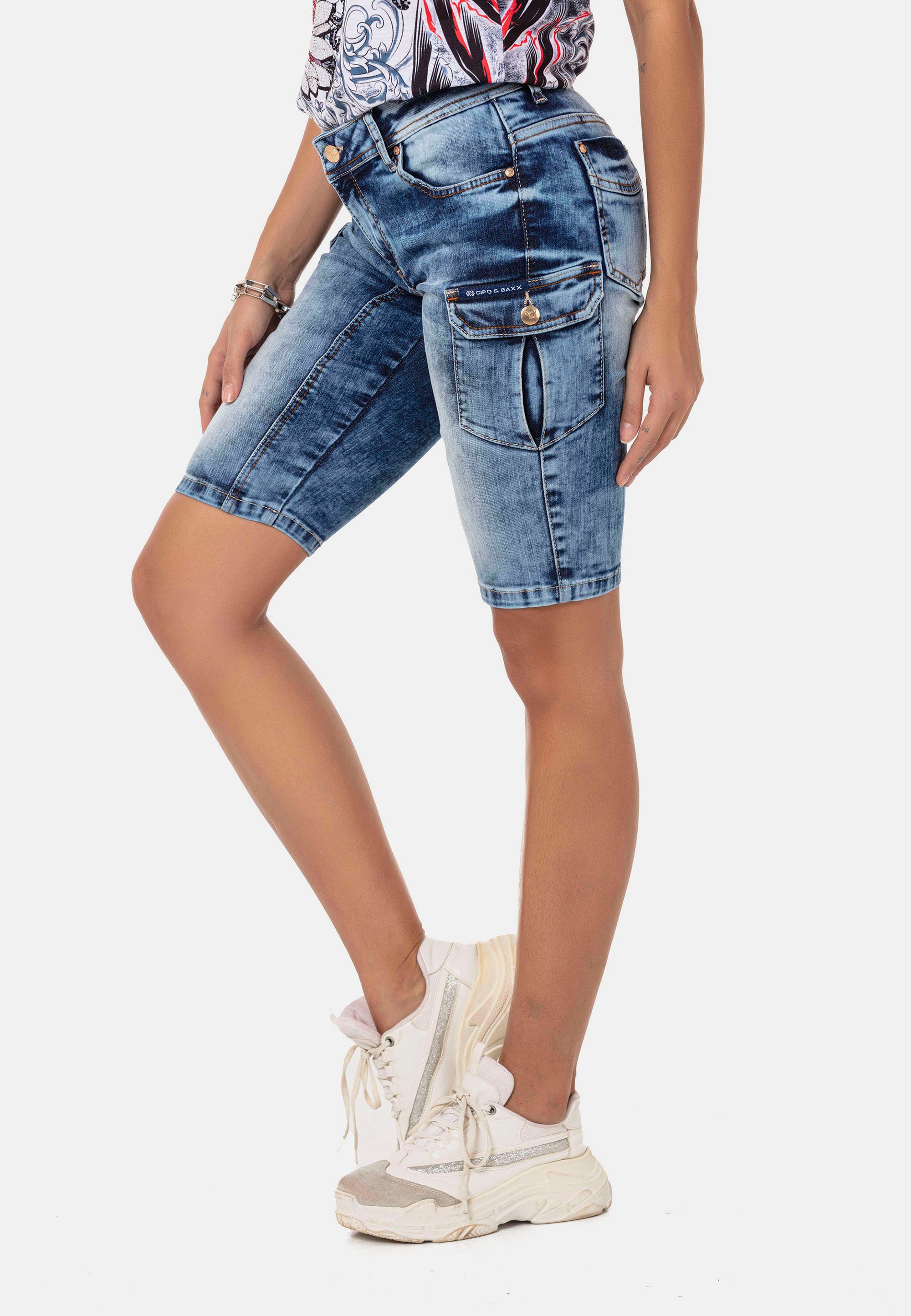 Cipo & Baxx Cargotaschen Shorts mit trendigen