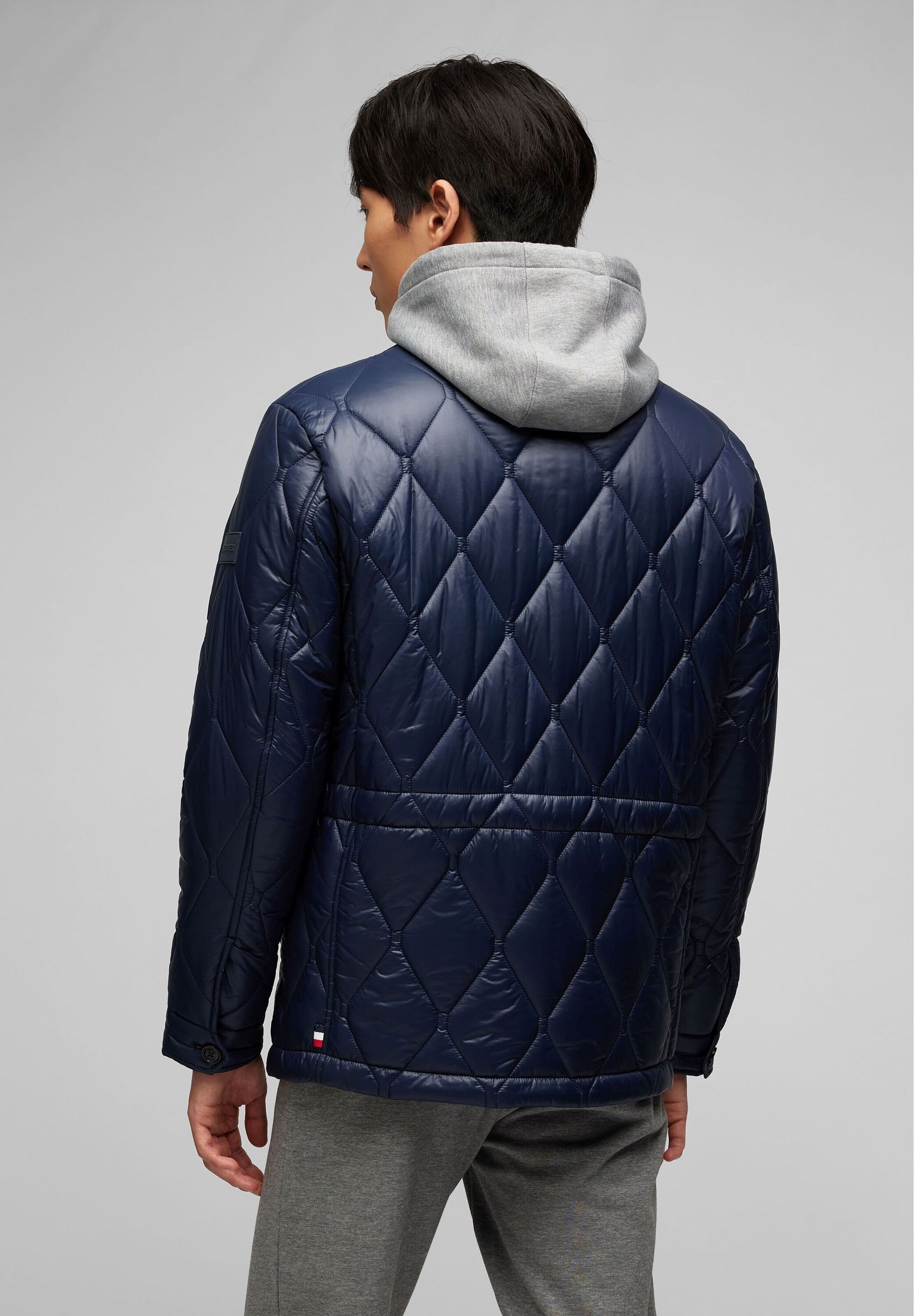 HECHTER PARIS Outdoorjacke (1-St) mit praktischen Taschen