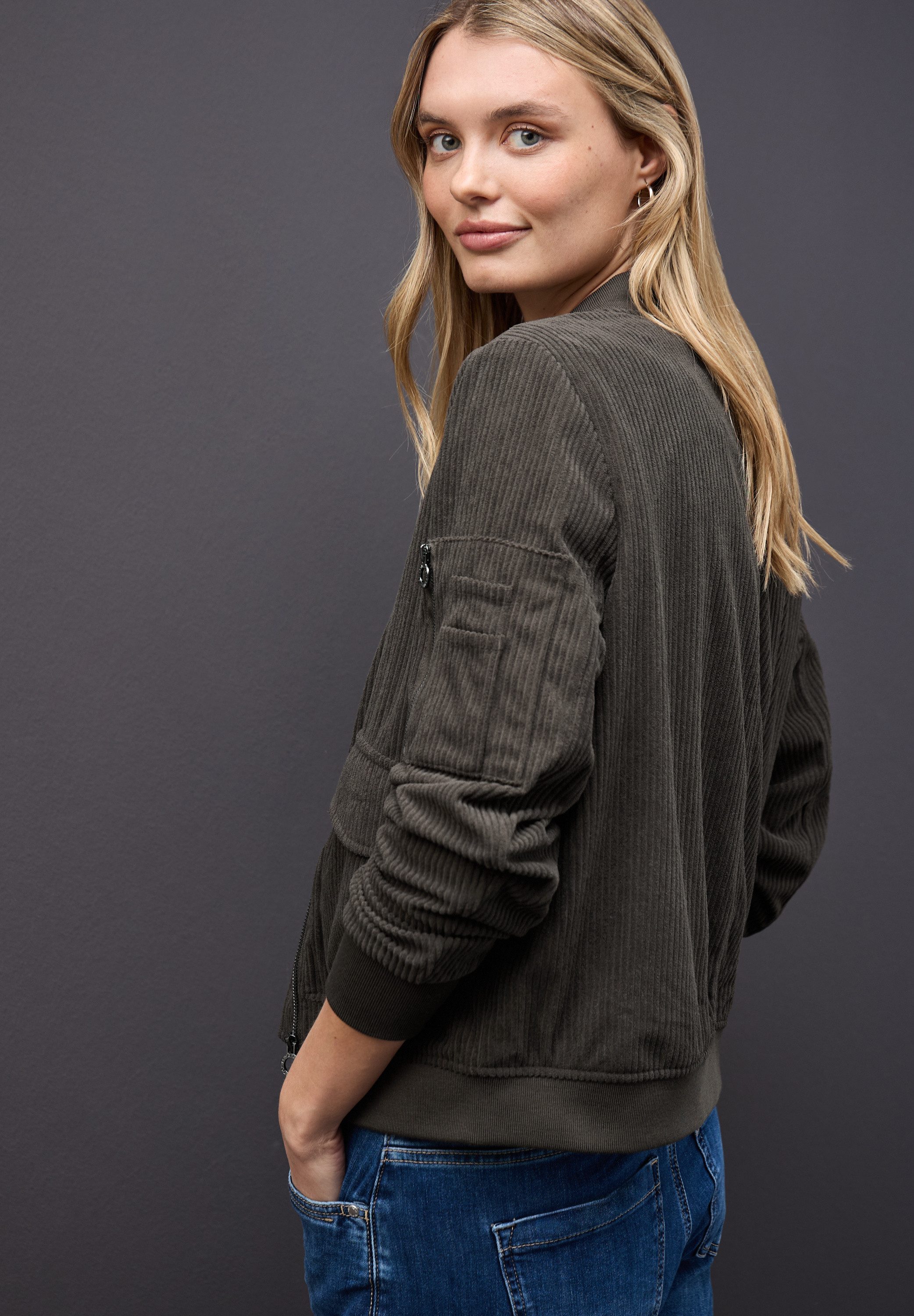 STREET ONE Blouson aus Cord und Langarm mit Bündchen und Zipperdetail