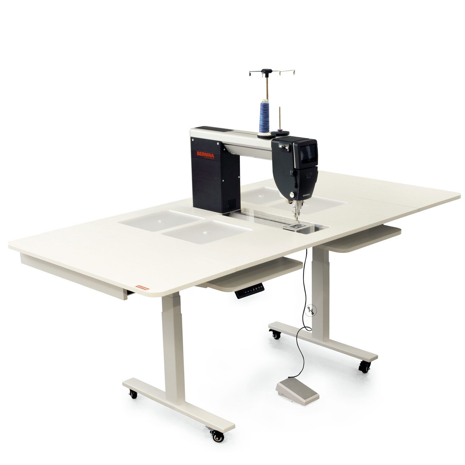 Bernina Nähmaschine Q 16 PLUS mit höhenverstellbarem Tisch