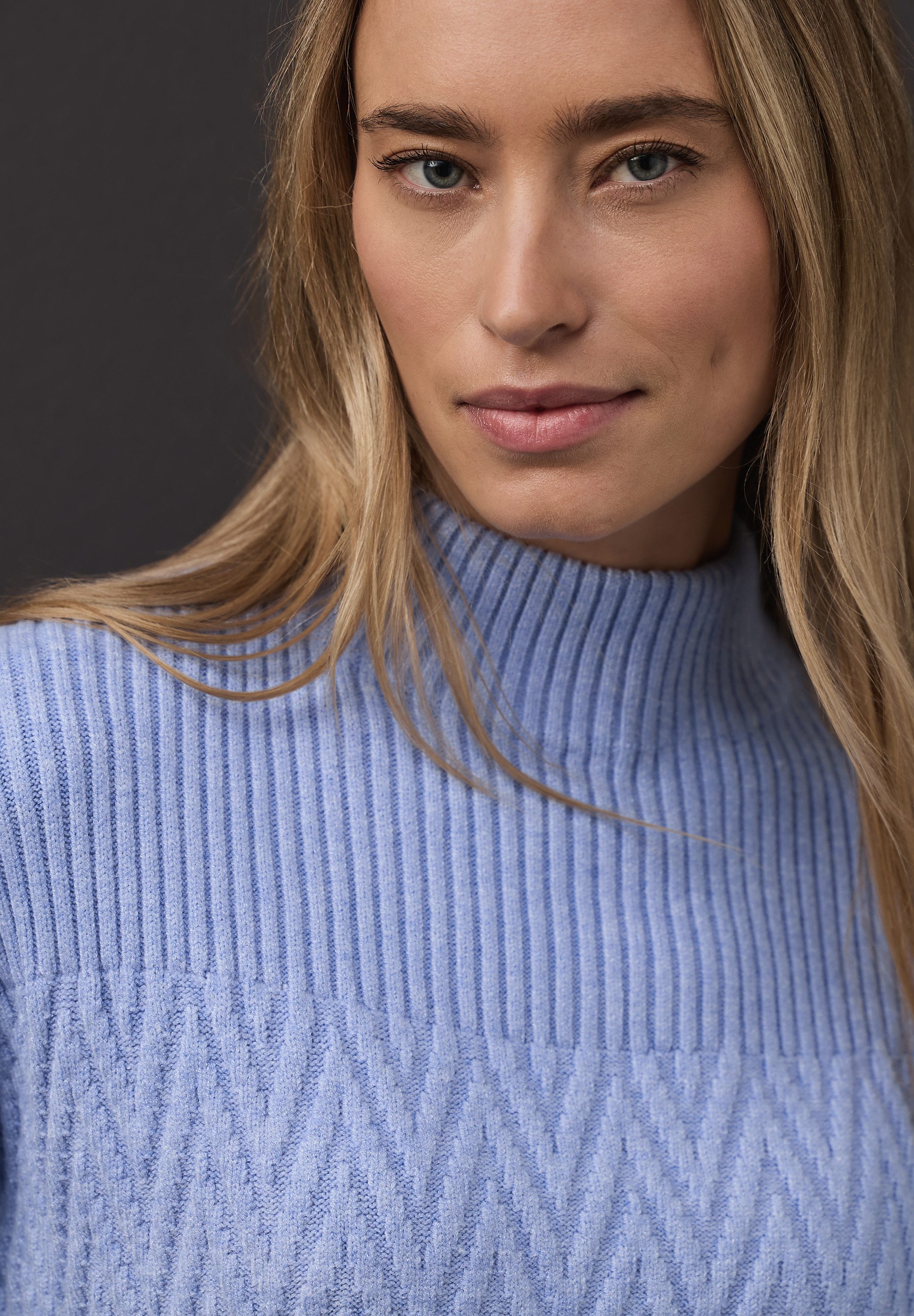 STREET ONE Rollkragenpullover mit Rippbündchen