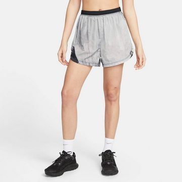 Nike Trainingsshorts Damen Laufshorts (1-tlg)