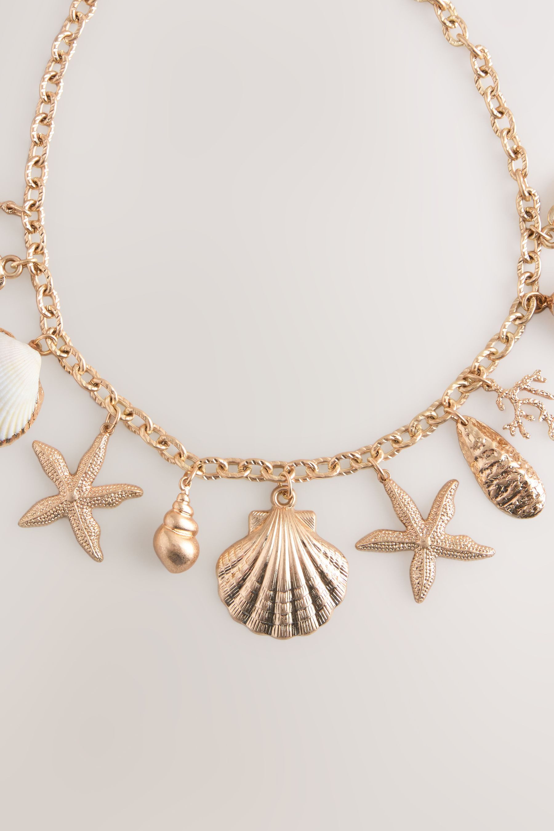 Next Charm-Kette Halskette mit Muschelanhängern (1-tlg) günstig online kaufen
