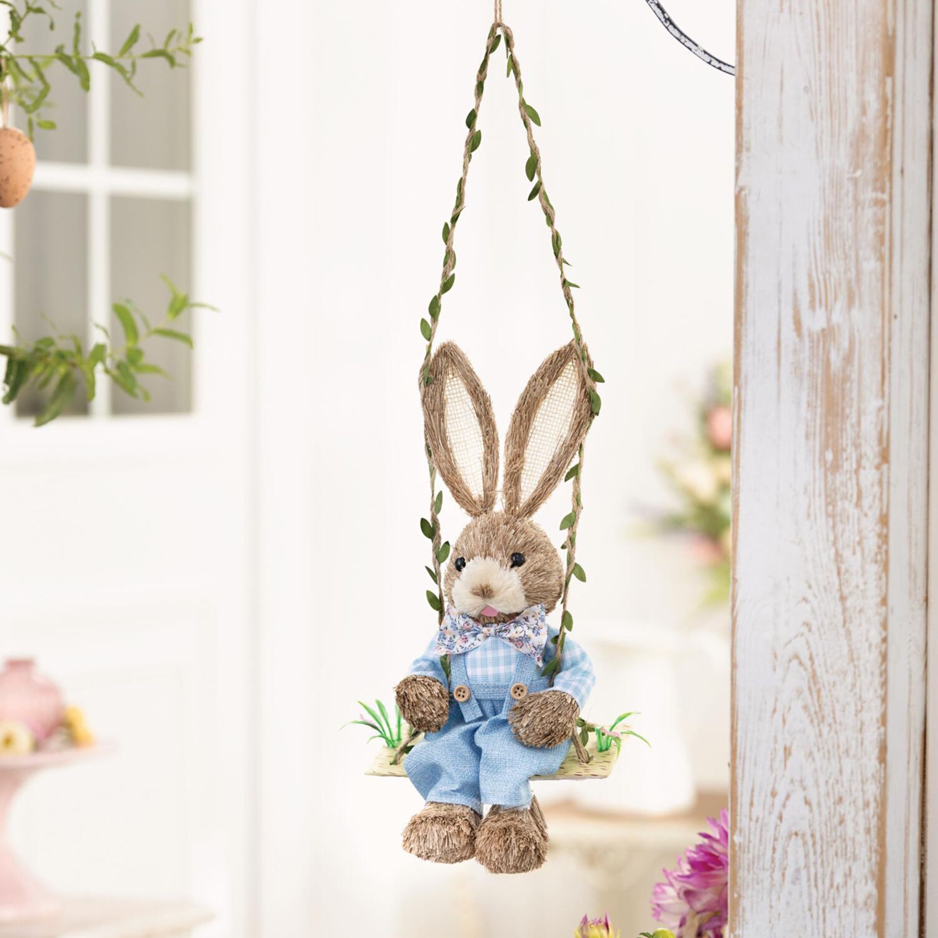 Home-trends24.de Dekofigur Osterhase Hänger Stroh Hase Schaukel Ostern Deko GH 52 cm