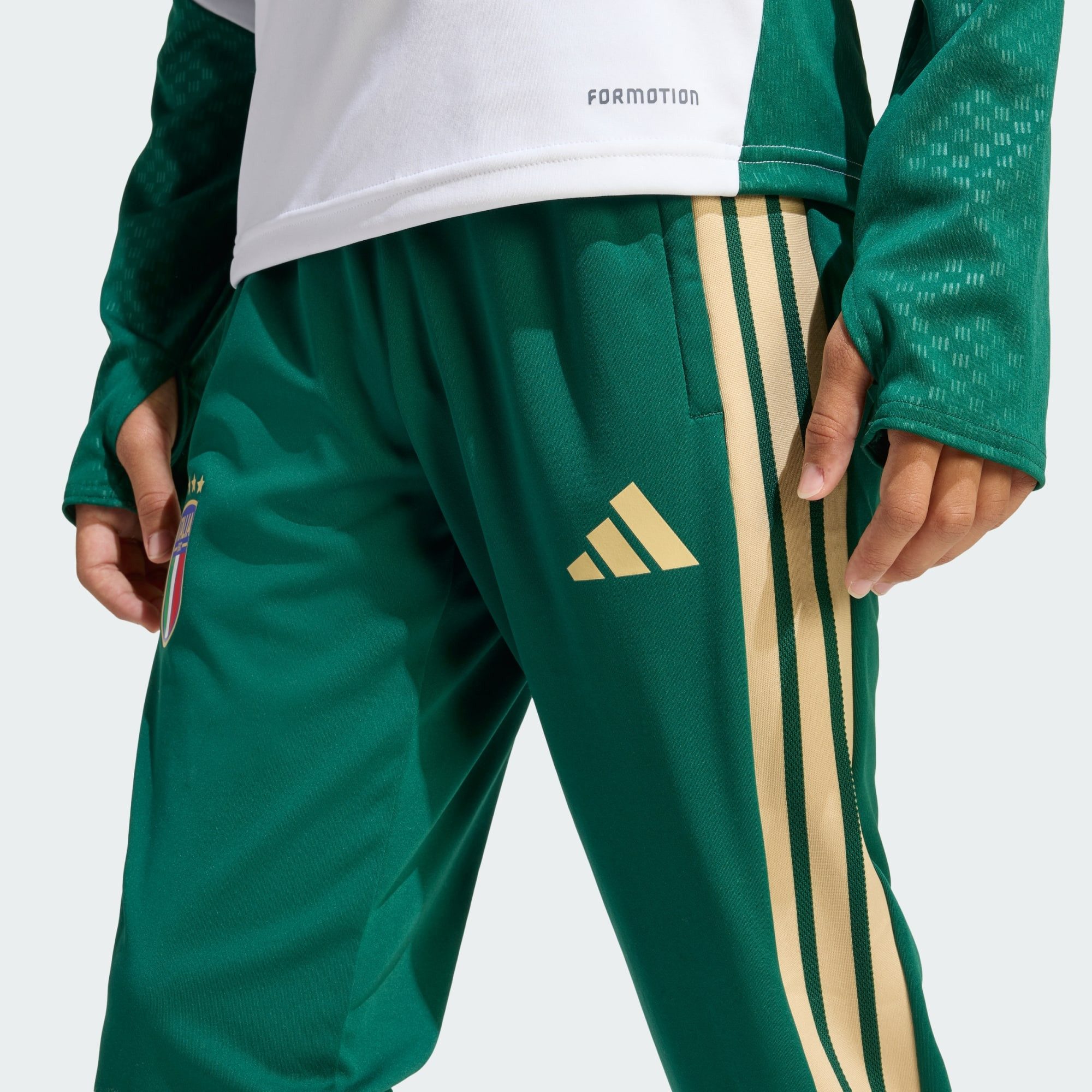 adidas Performance Trainingshose ITALIEN 26 TIRO KIDS TRAININGSHOSE (1-tlg)