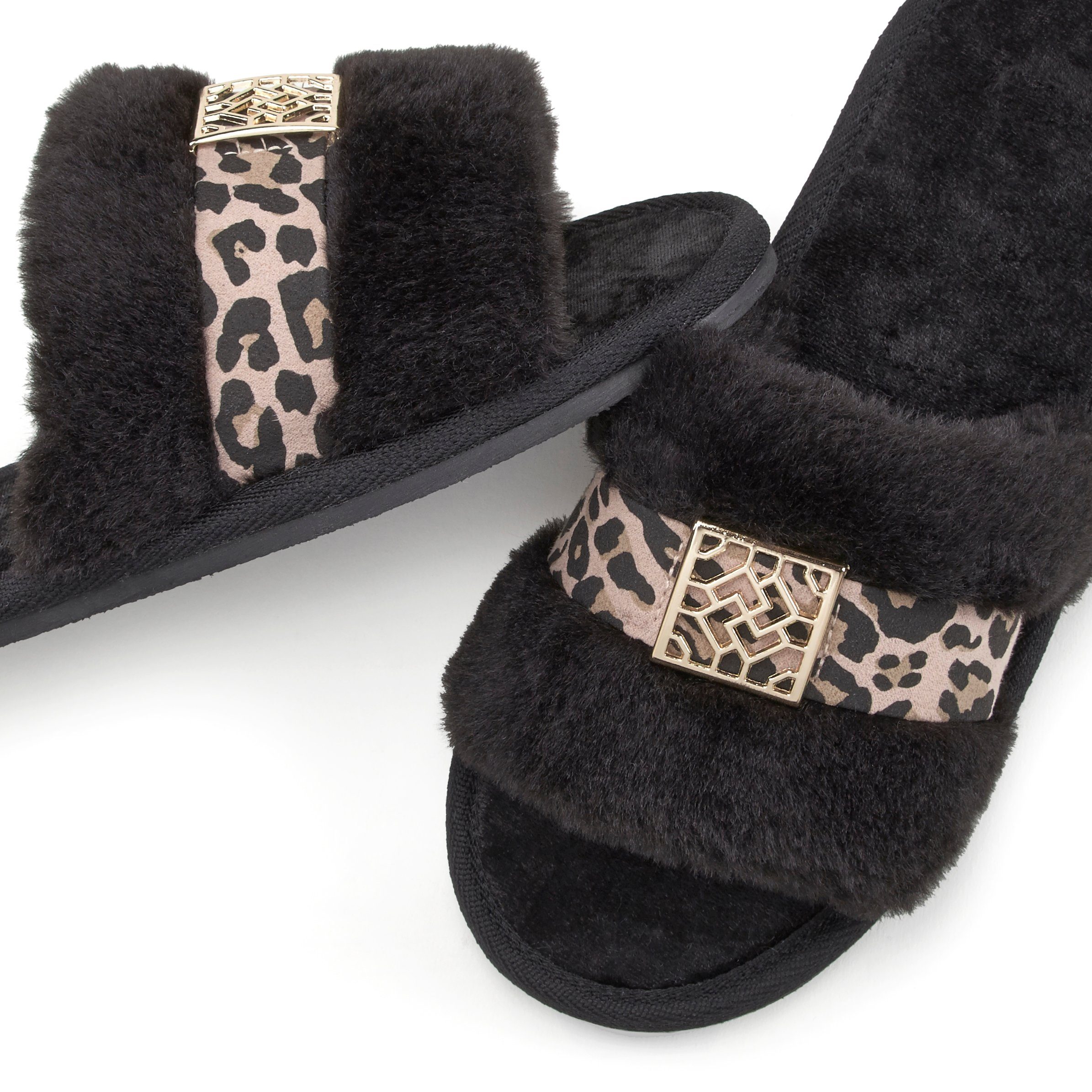 Vivance Dreams by Lascana Pantolette, Plüschhausschuh, Hausschuh mit kuscheligem Fellimitat und Animal-Print VEGAN – Bild 4 von 5
