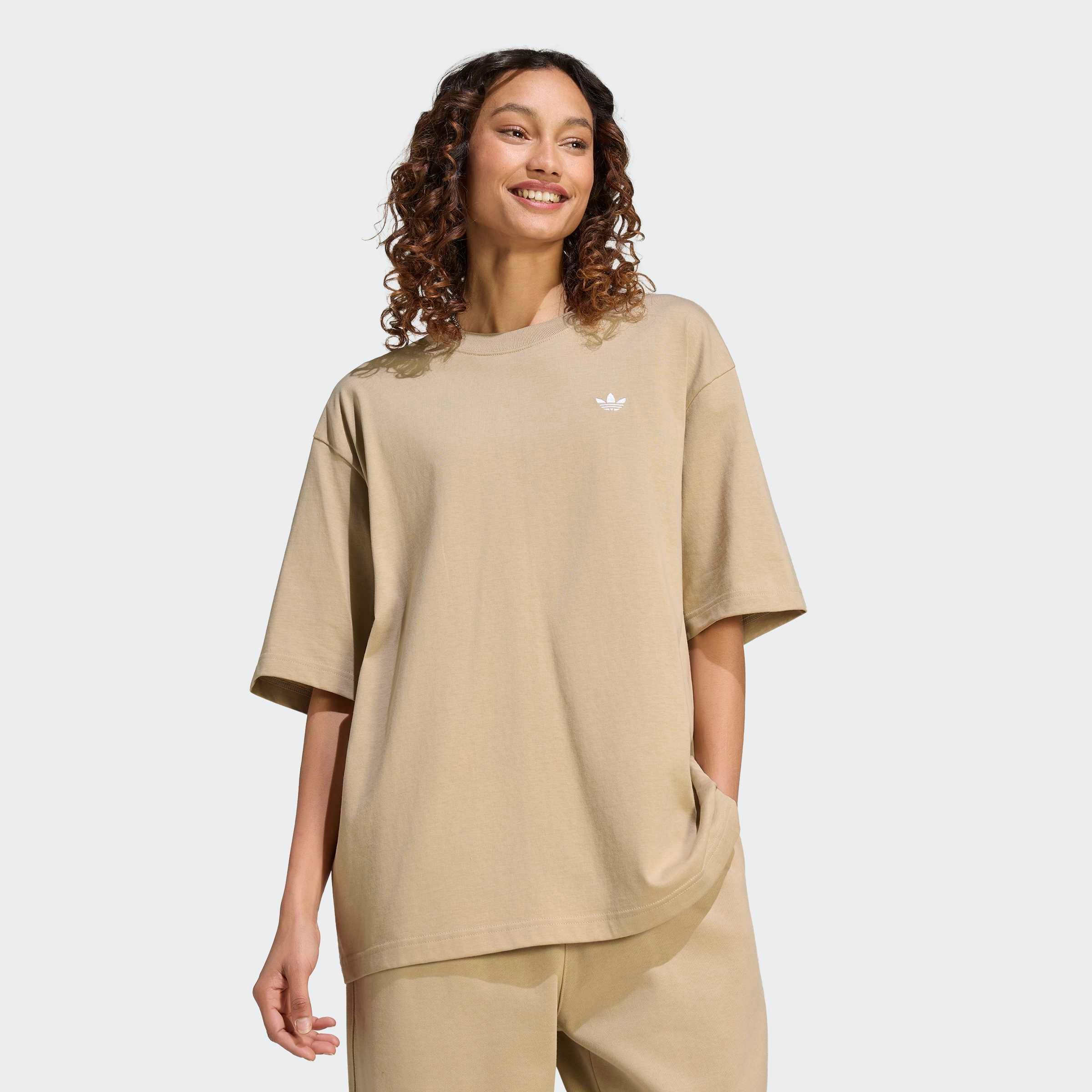 adidas Originals T-Shirt ESSENTIALS, BOYFRIEND-FIT für Erwachsene, mit Kurzarm, ohne Verschluss
