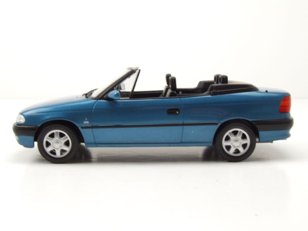 Whitebox Modellauto Opel Astra F Cabrio 1994 blau metallic, Maßstab 1:24