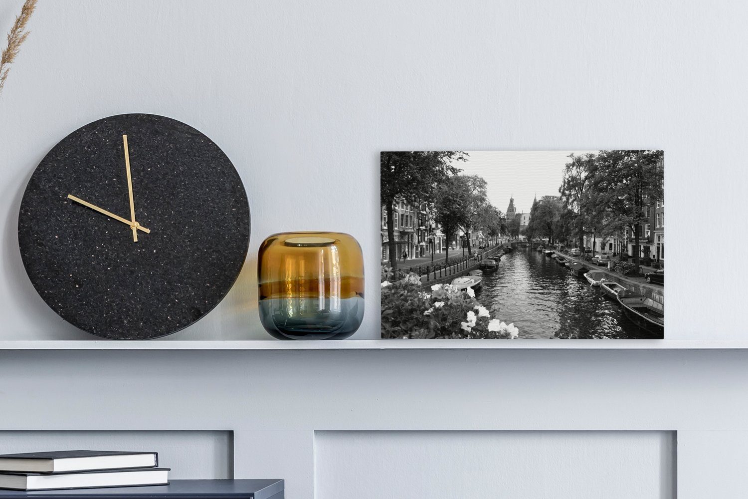 OneMillionCanvasses® Leinwandbild Sommerliche Gracht in Amsterdam günstig online kaufen