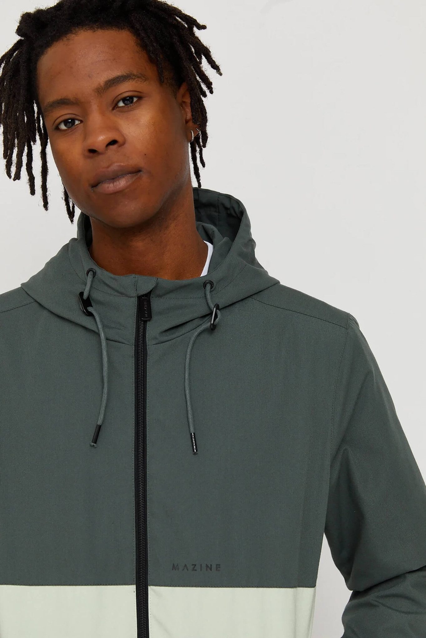 MAZINE Winterjacke CAMPUS LIGHT JACKET Grün Jacke aus 100 % veganen Materialien.