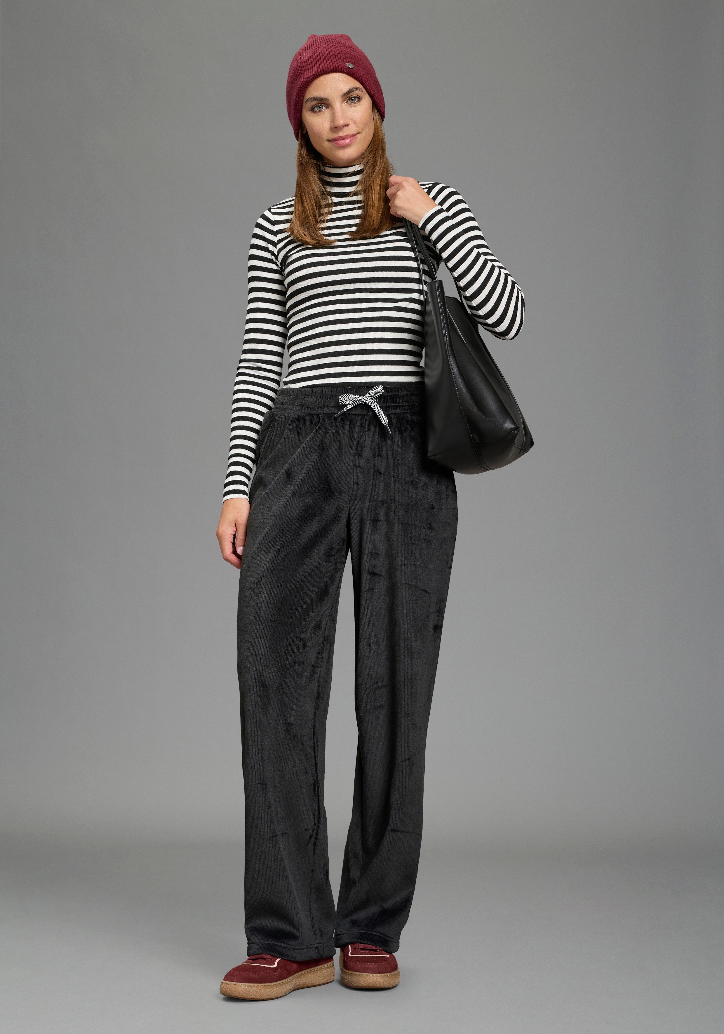 Zum Outfit 3