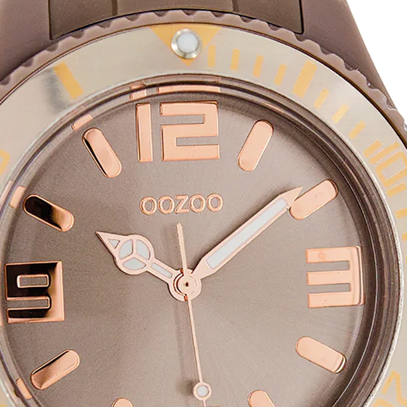 OOZOO Quarzuhr Oozoo Damen Armbanduhr Timepieces Analog, (Analoguhr), Damenuhr rund, extra groß (ca. 48mm) Silikonarmband, Fashion-Style