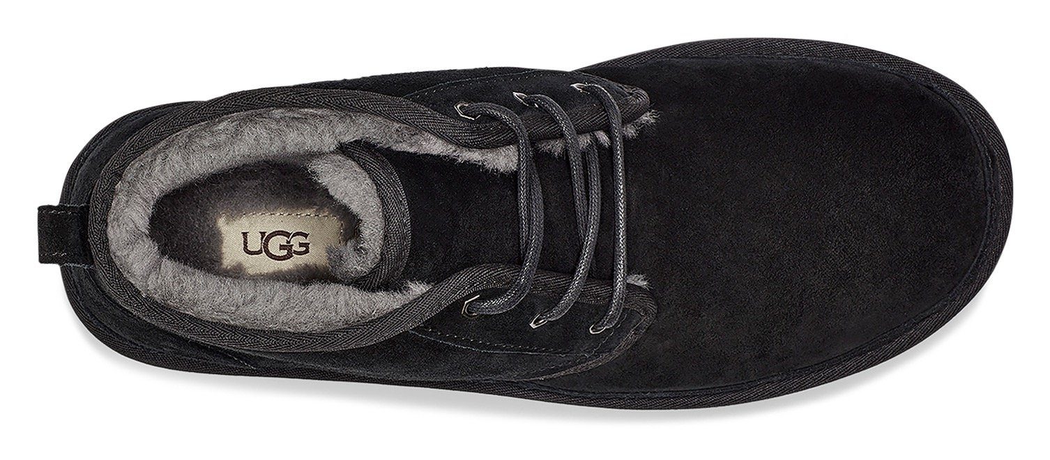 UGG Unisex Neumel Schnürboots Chukka Boot, Freizeitschuh mit lässiger 3-Loch Schnürung. € 159,95