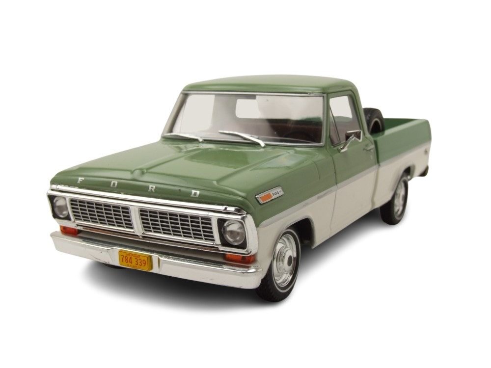 Whitebox Modellauto Ford F-100 Pick Up 1970 grün weiß, Maßstab 1:24