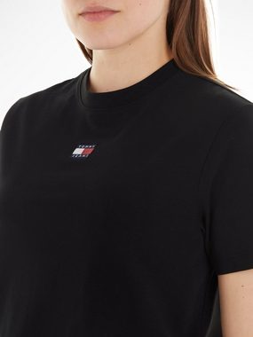 Tommy Jeans T-Shirt TJW BXY BADGE TEE EXT mit großer Tommy Jeans Logo-Badge