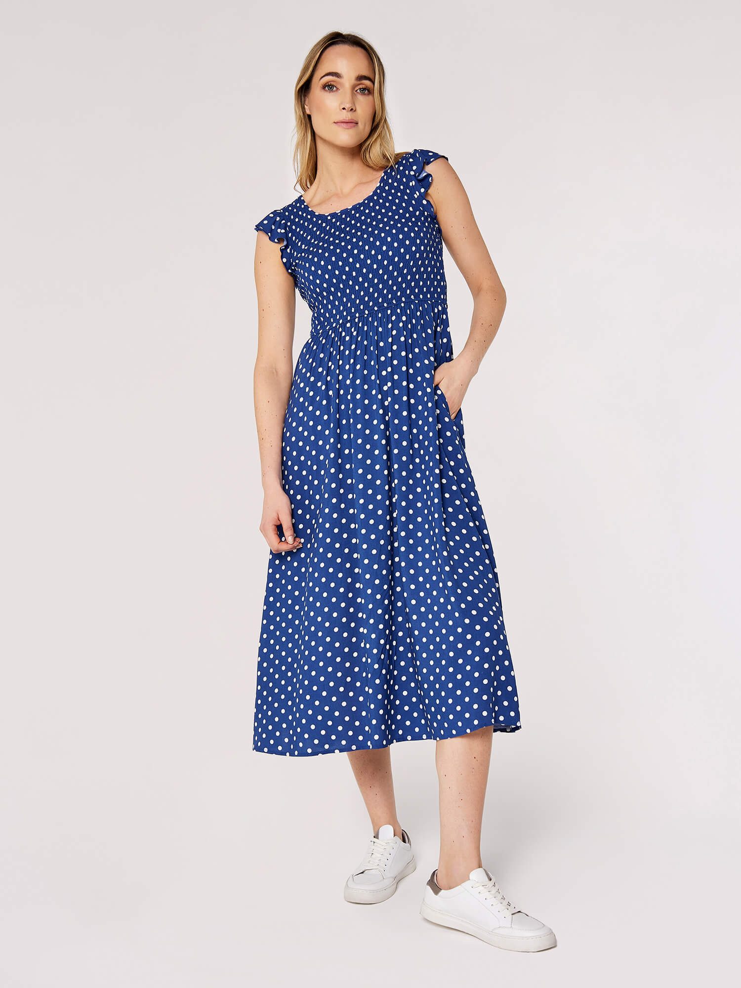 Apricot Midikleid Midikleid, (1-tlg) mit Punkten günstig online kaufen