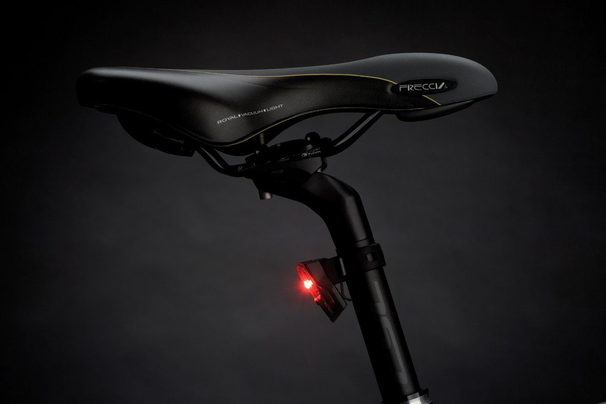 AXA Fahrradbeleuchtung Scheinwerfer Rücklicht GreenLine 25 Lux Akku Set AXA