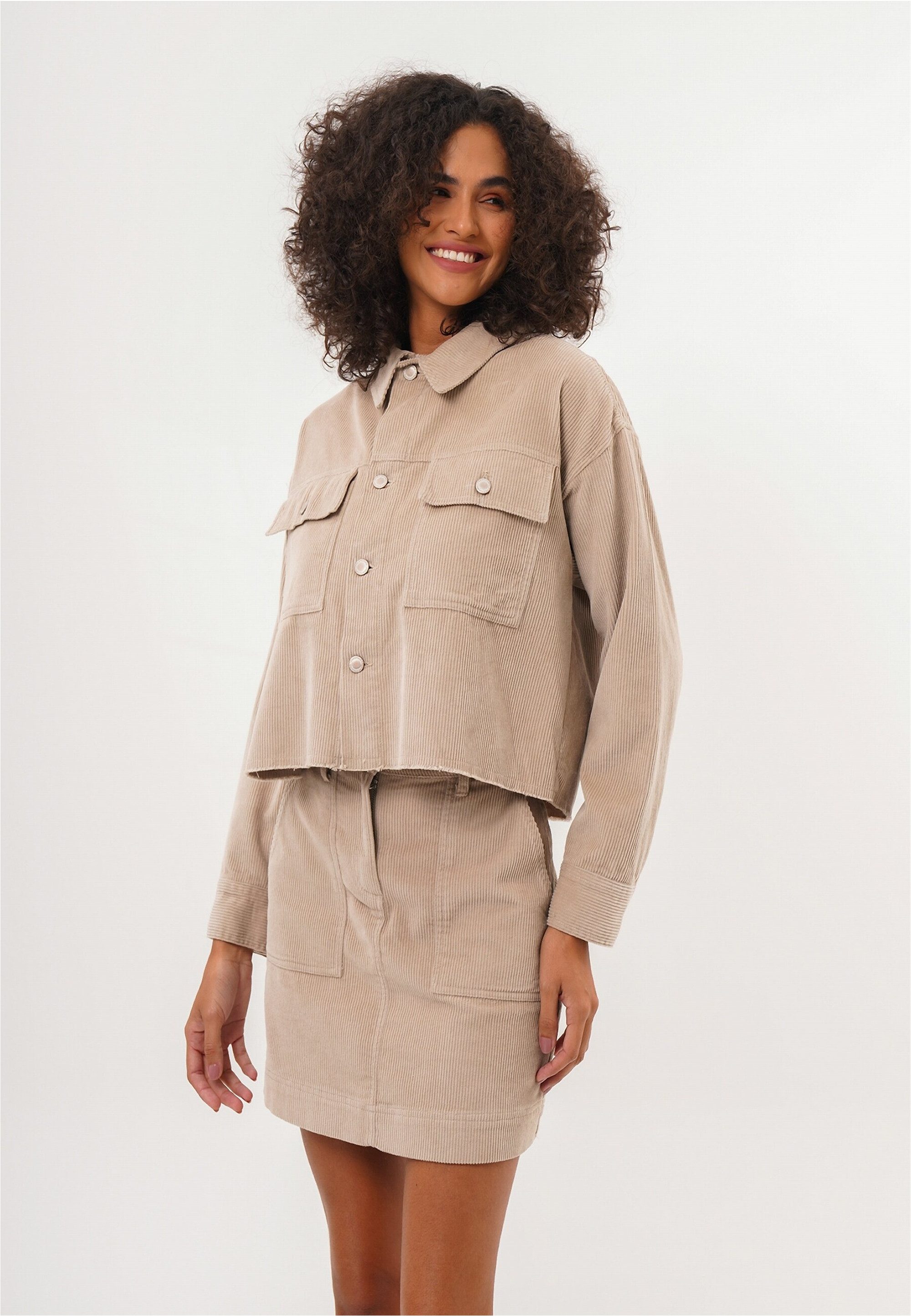 freshlions Outdoorjacke Ceres (1-St) im angesagten Cord-Design