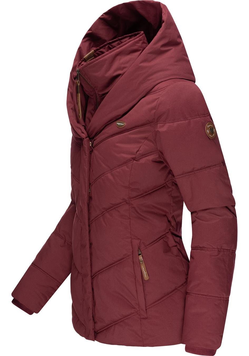 Anorak Ragwear stylische weinrot Kapuze und V-Steppung Intl. Natesa Winterjacke mit