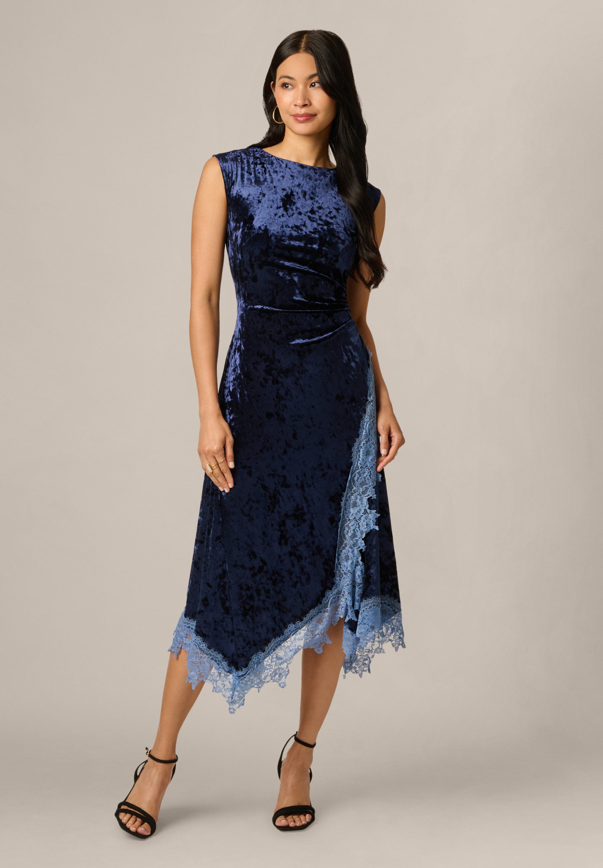 Adrianna Papell Midikleid Velvet and Lace Midi Dress Weiches und romantisches Midi-Kleid aus Samt