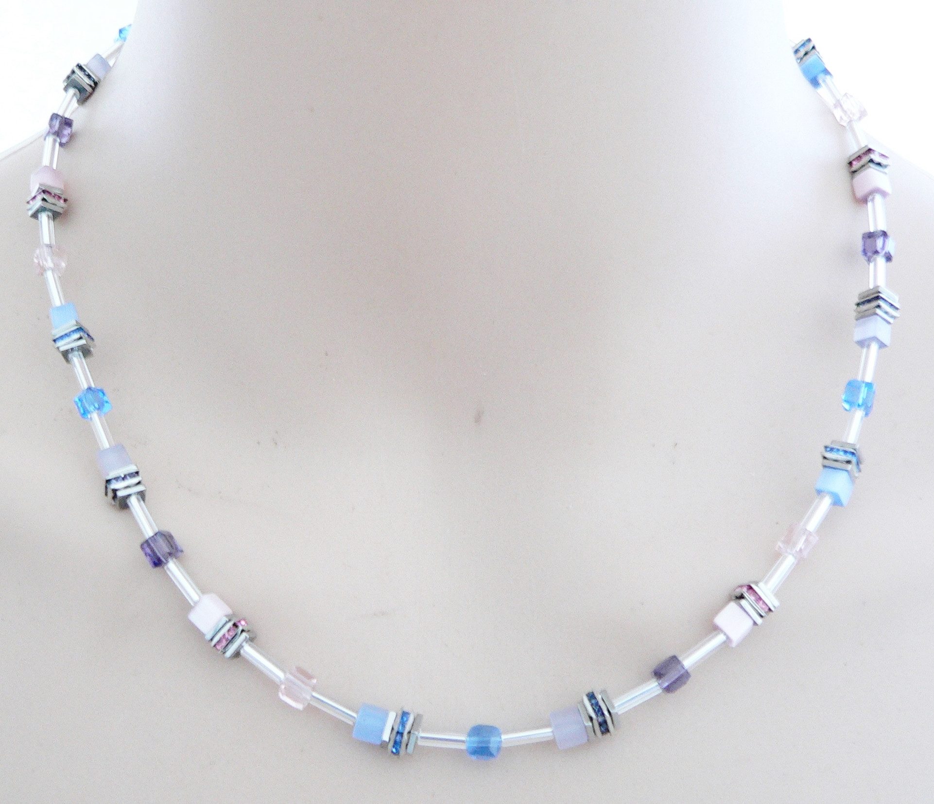 traumschmuck Collier 502 Collier Halskette Würfel Cat Eye Kristallglas Strass (Valentistag, Muttertag), handgefertigt, Made in Germany