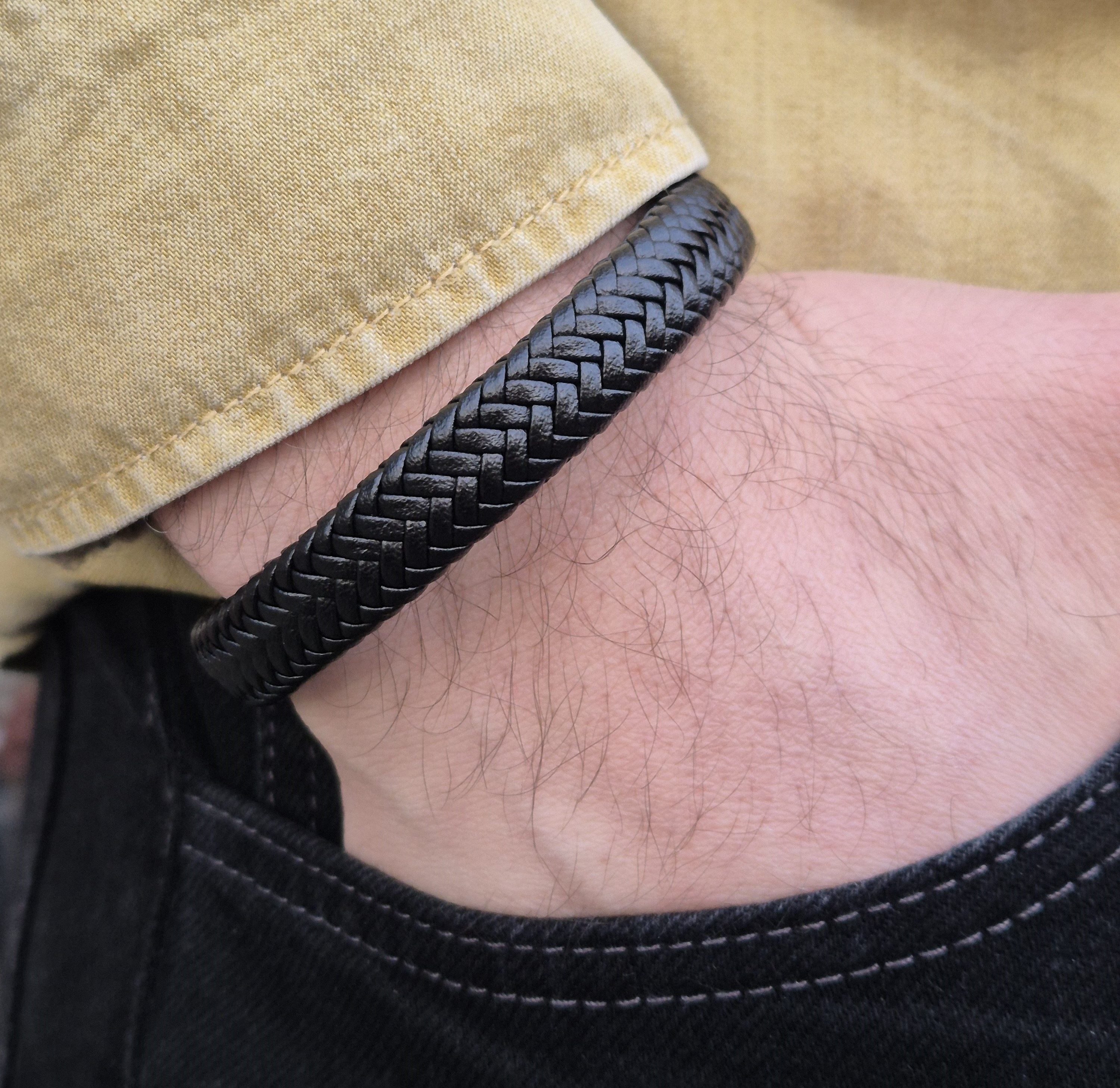 NAHLE Lederarmband Leder elegantes Armband Echtleder – geflochten mit Magnetverschluss, mit Magnetverschluss, Länge durch Verlängerungsstück verstellbar – Bild 3 von 5