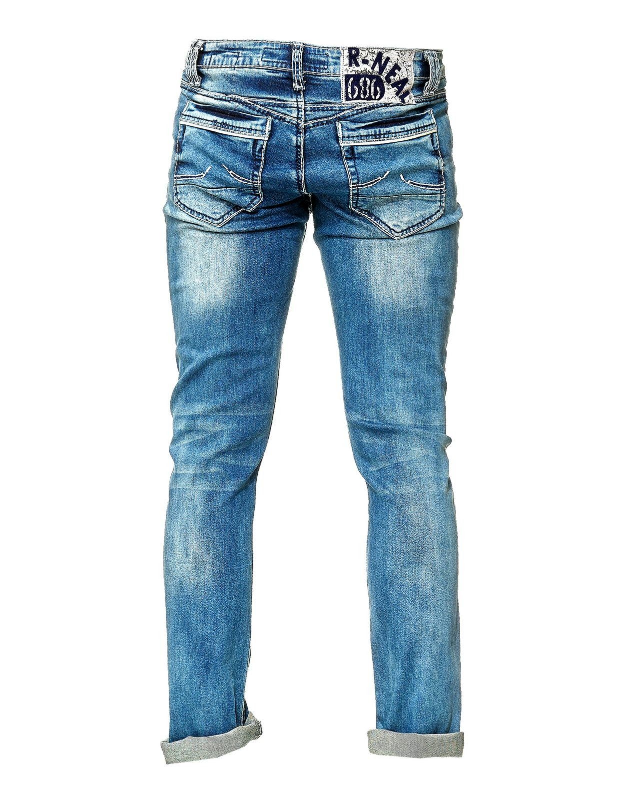 Rusty im Neal Used-Look angesagten Regular-fit-Jeans
