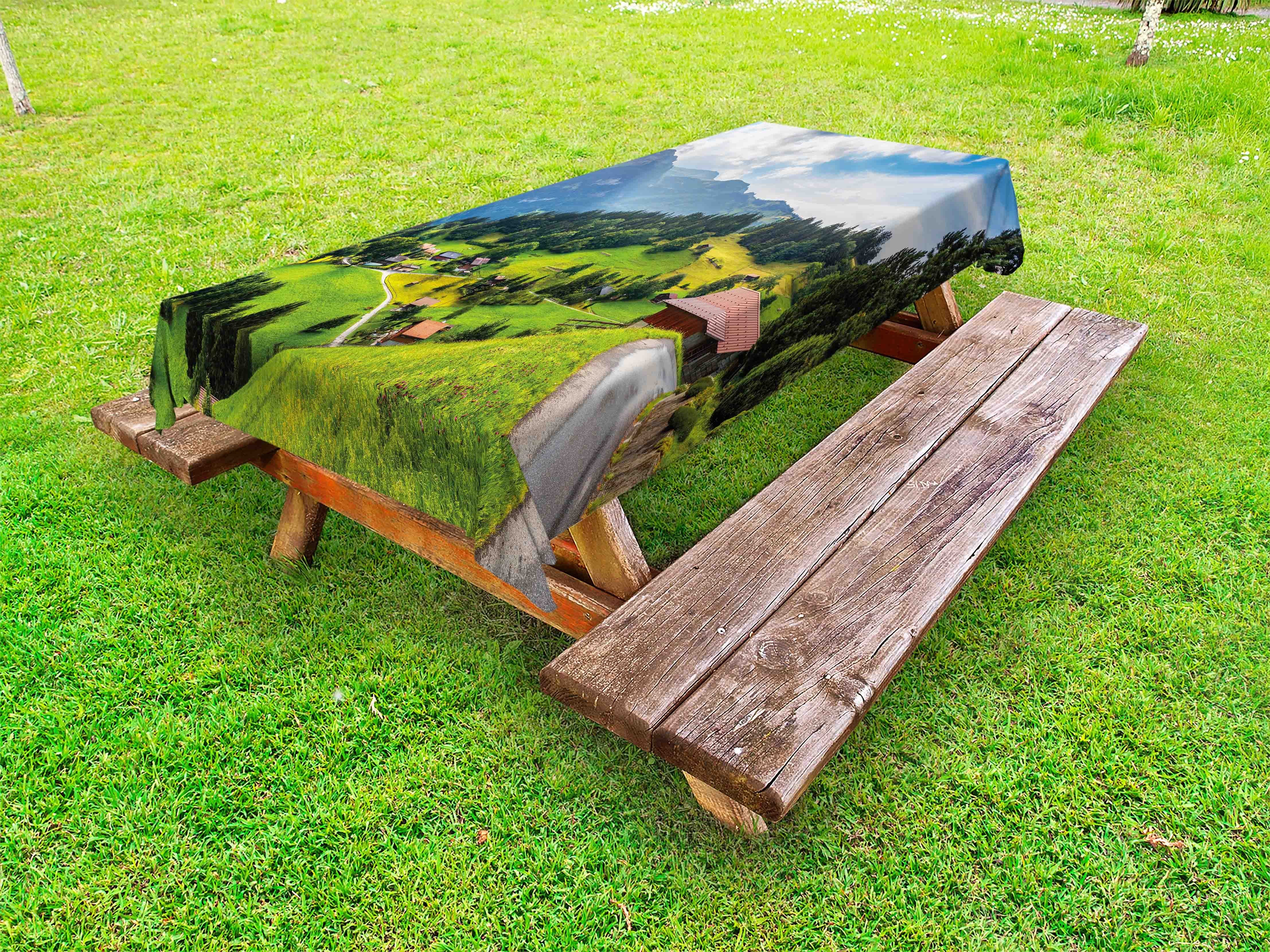 Abakuhaus Tischdecke dekorative waschbare Picknick-Tischdecke, Bunt Wengen Dorf Bild anzeigen