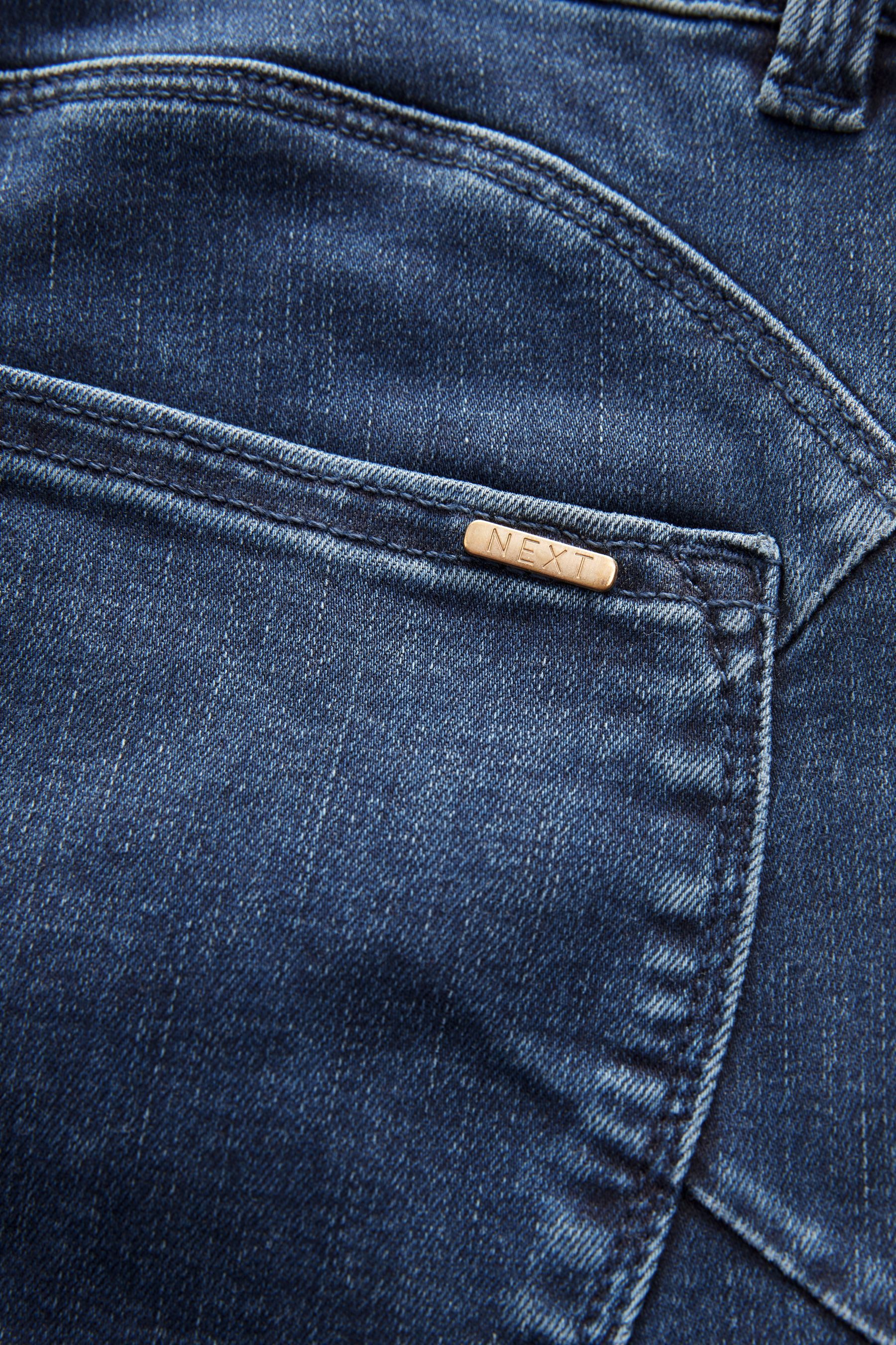 Next Push-up-Jeans Lift, Slim And Shape Bootcut Jeans, Kurzgröße (1-tlg)