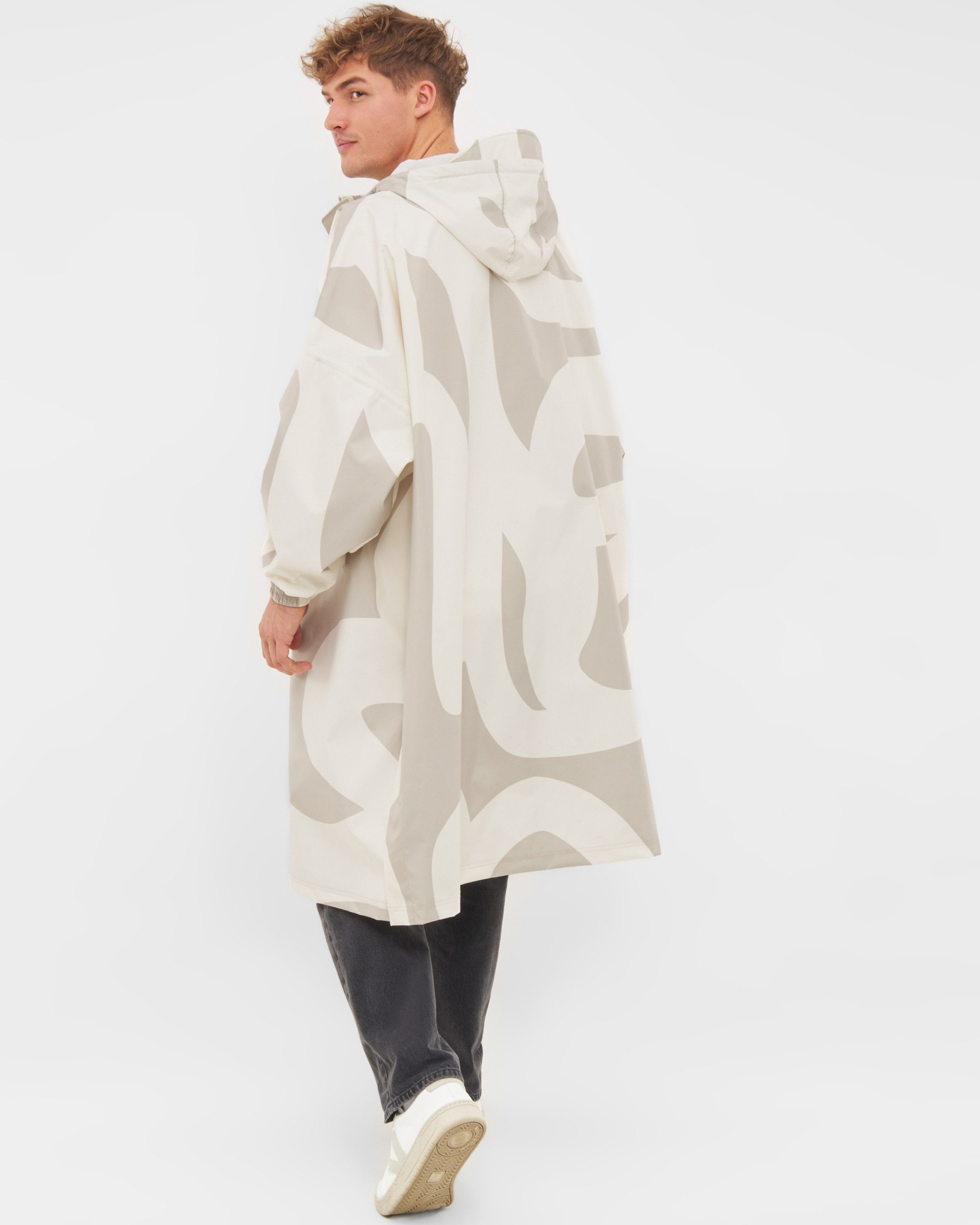 LARKSON Regenponcho Lykke Regenponcho, Wassersäule 10.000 mm (1-St) Wasserdichtes Regencape mit verschweißten Nähten