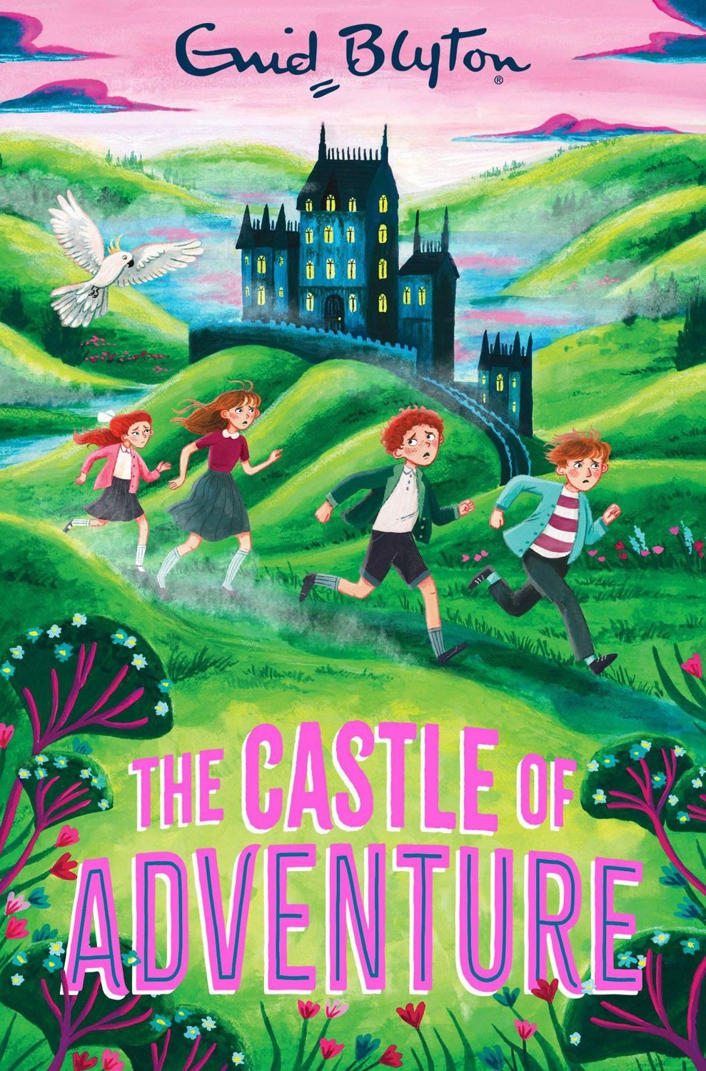 The Castle of Adventure / Enid Blyton