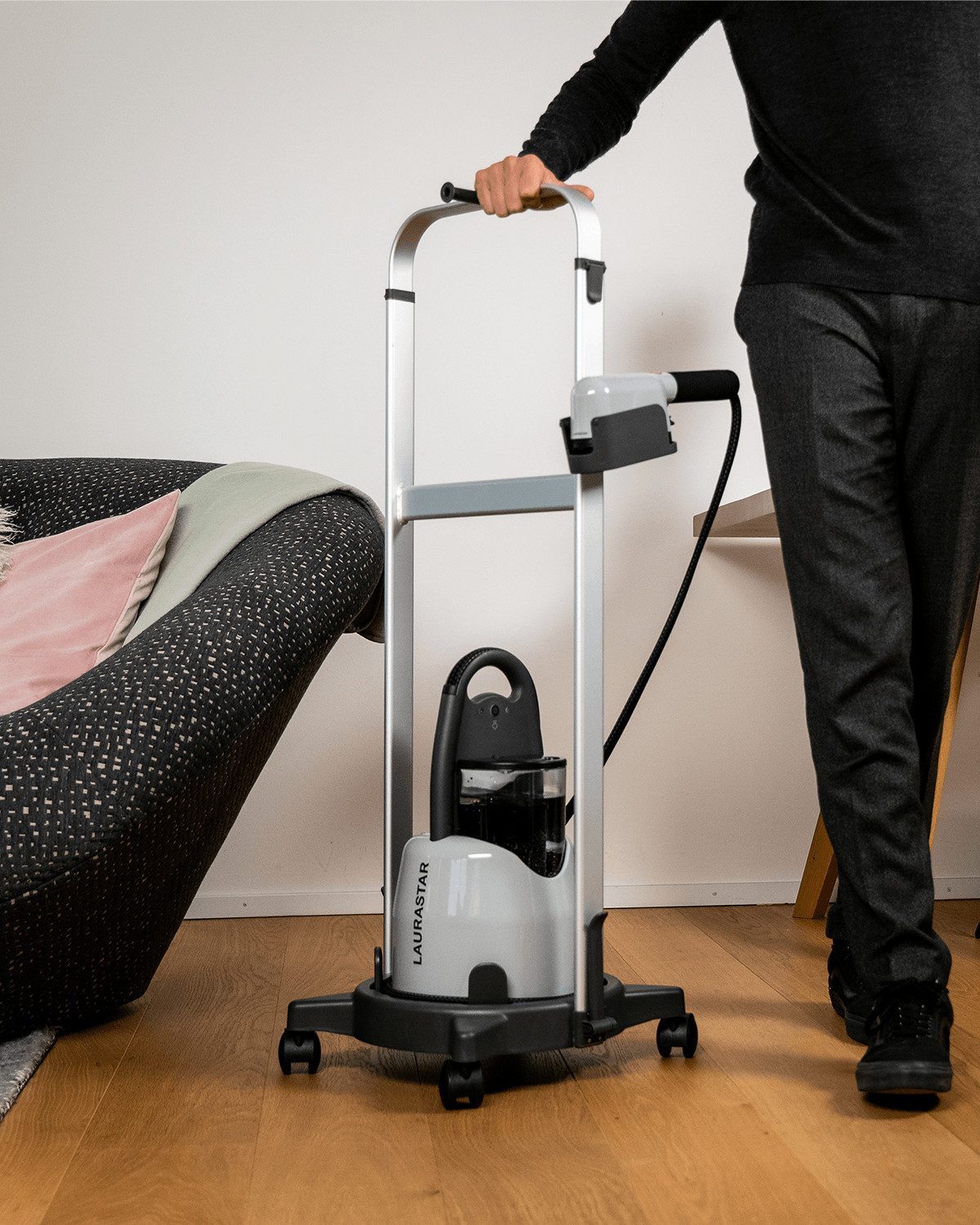 LAURASTAR Bügelbrett IZZI Cart