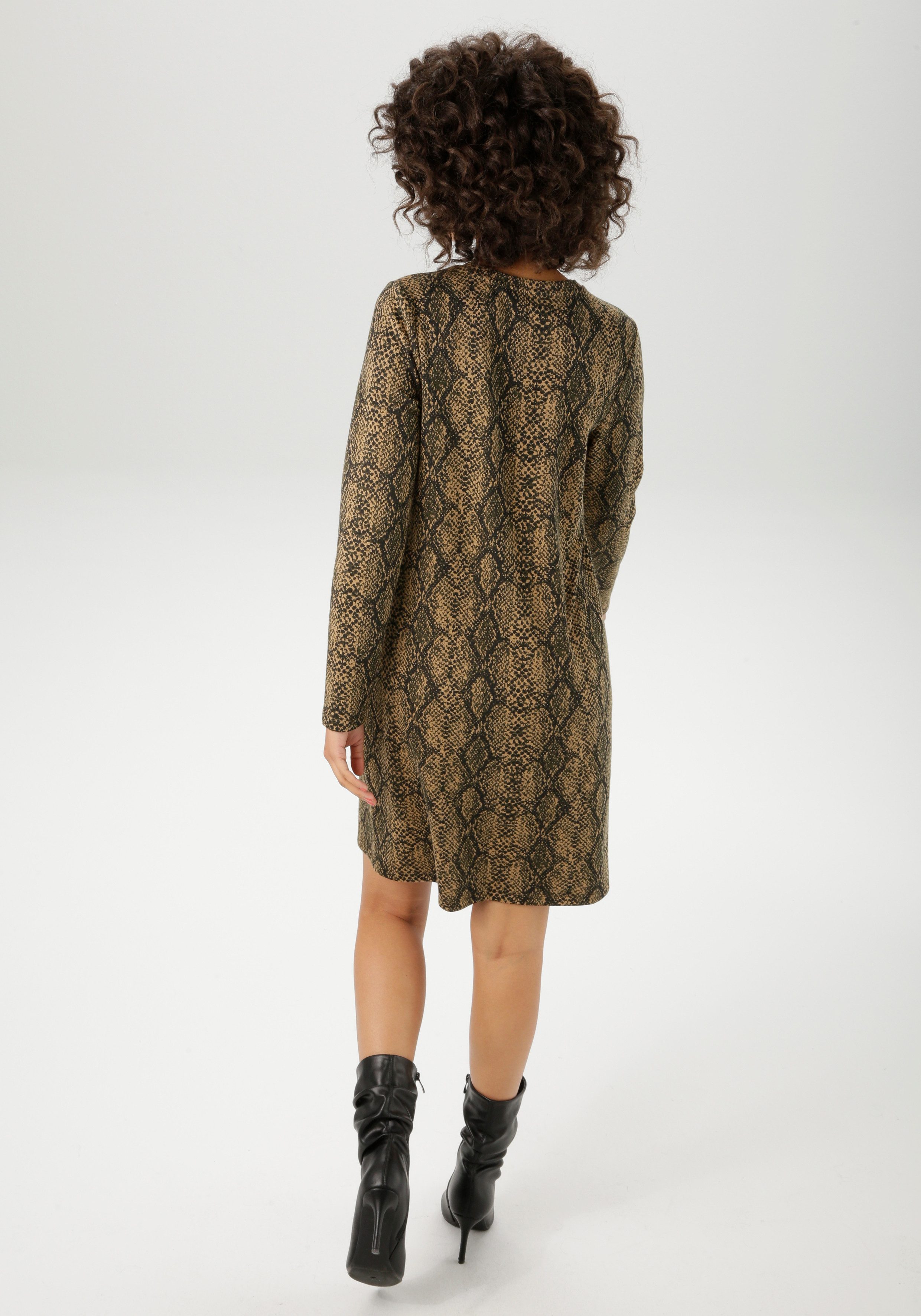 Aniston CASUAL Jerseykleid im extravagantem Schlangen-Muster