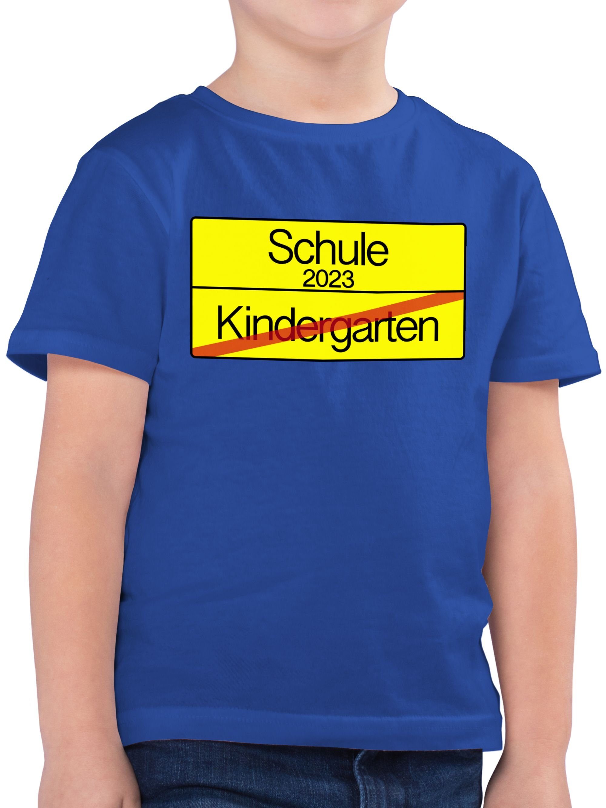 Shirtracer Schulanfang 01 Schule Verkehrsschild Einschulung 2023 Junge Royalblau Kindergarten T-Shirt Ortsschild Geschenke